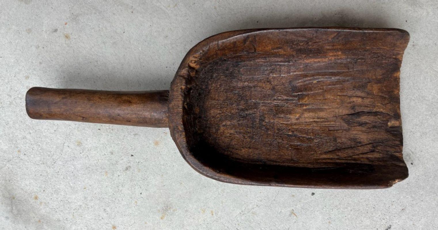 19th Century 19thc Hand Carved Wooden Scoops from Pennsylvania For Sale