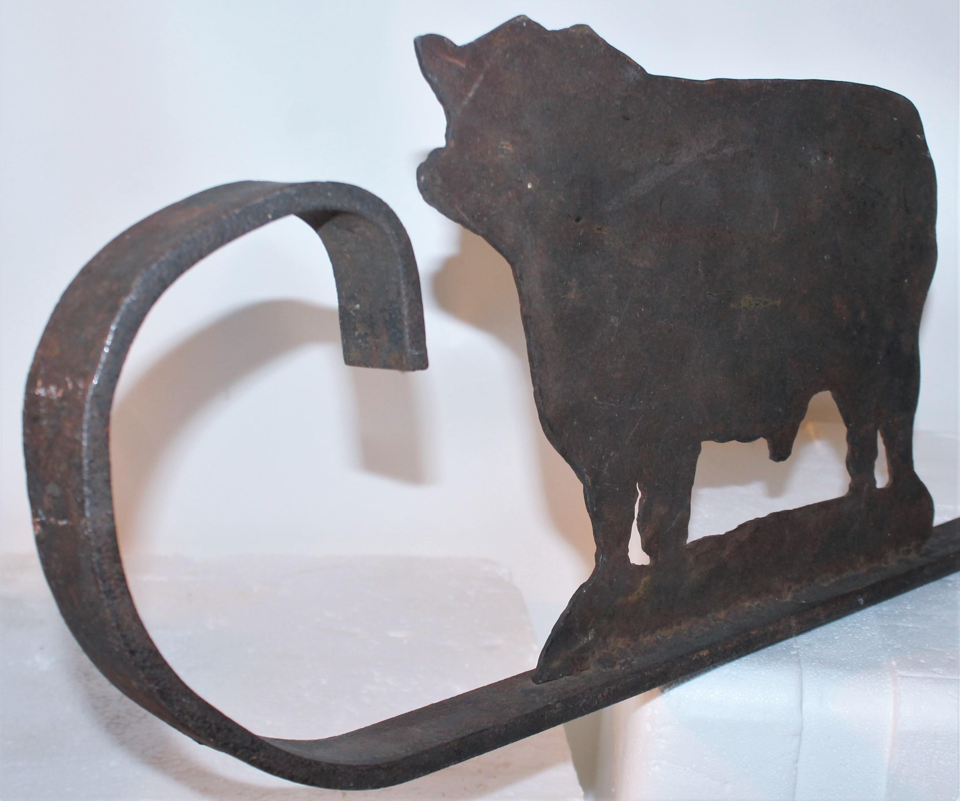 This handcrafted cast iron cattle /cow trade sign was found on a ranch in Texas. It is original from Texas ranch and hand forged and ready for hanging.