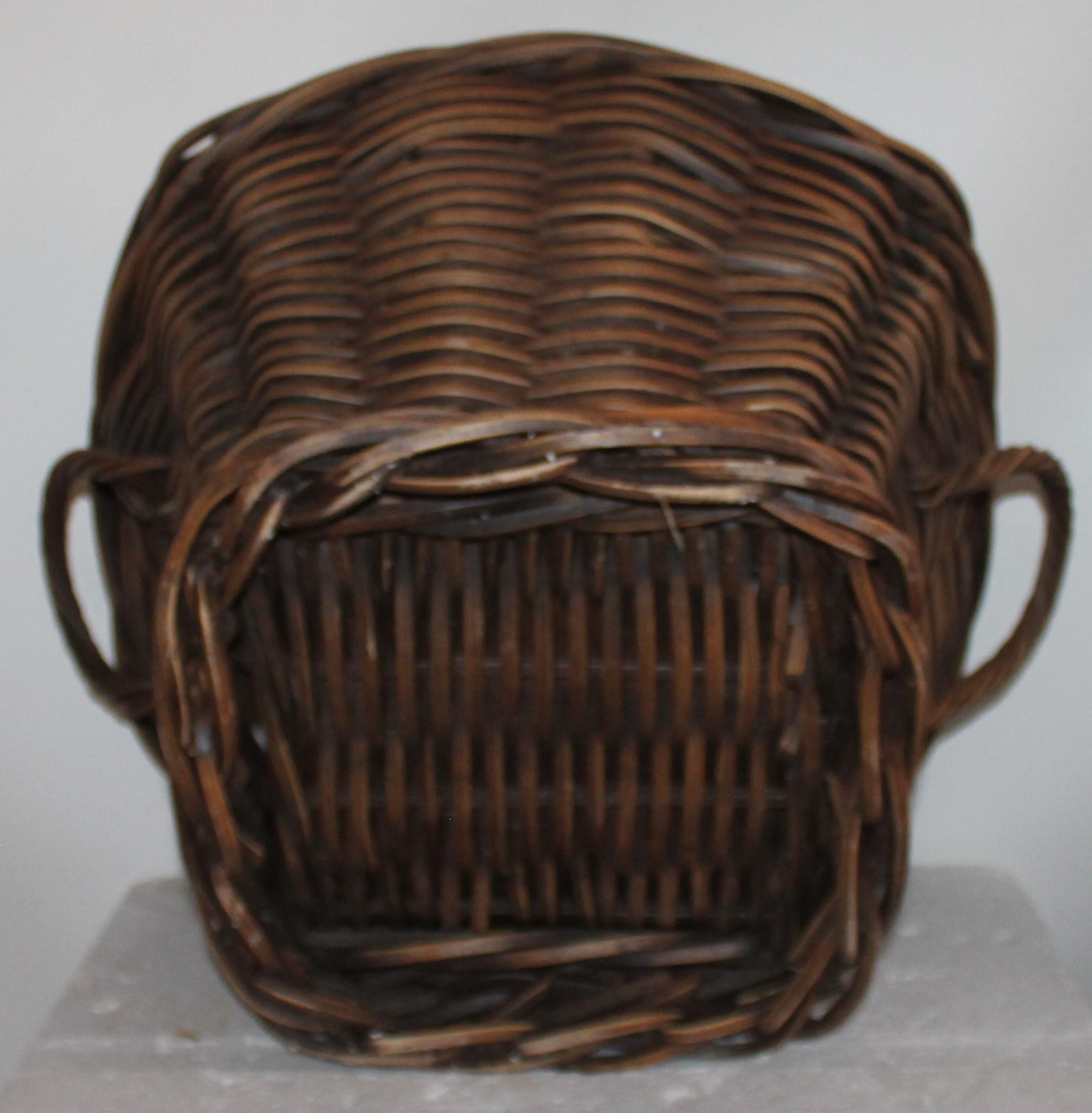 19th Century Handmade Double Handled Basket In Good Condition For Sale In Los Angeles, CA