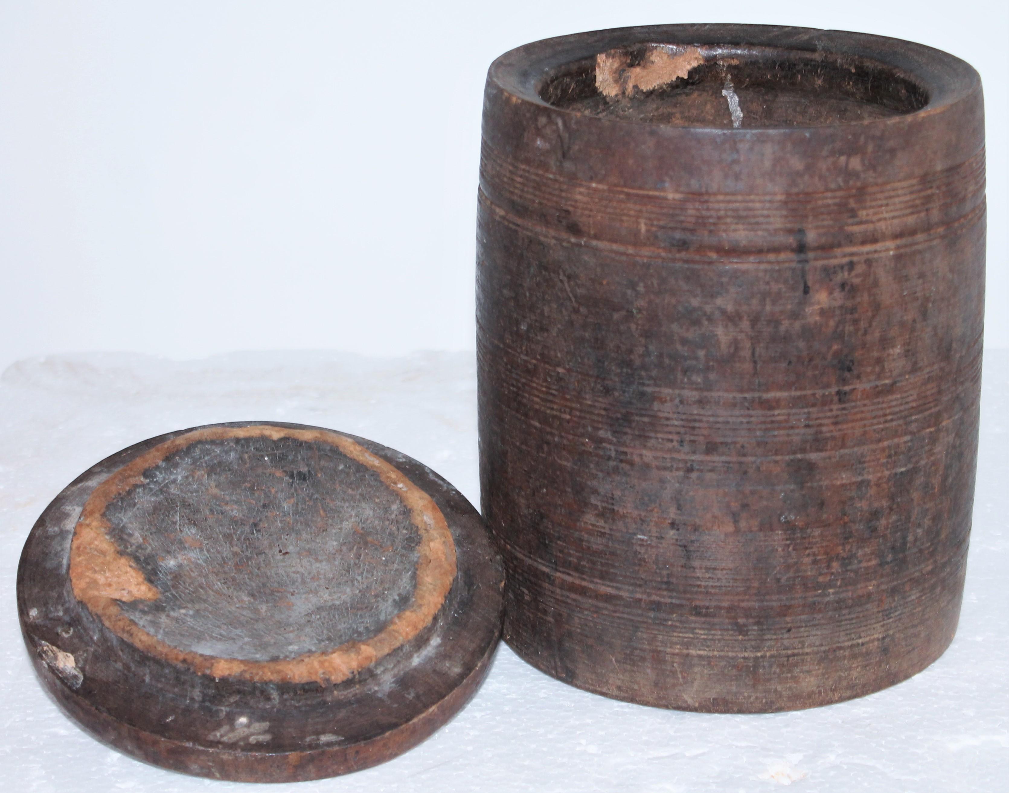 American 19th Century Handmade Wood Canister W/ Lid