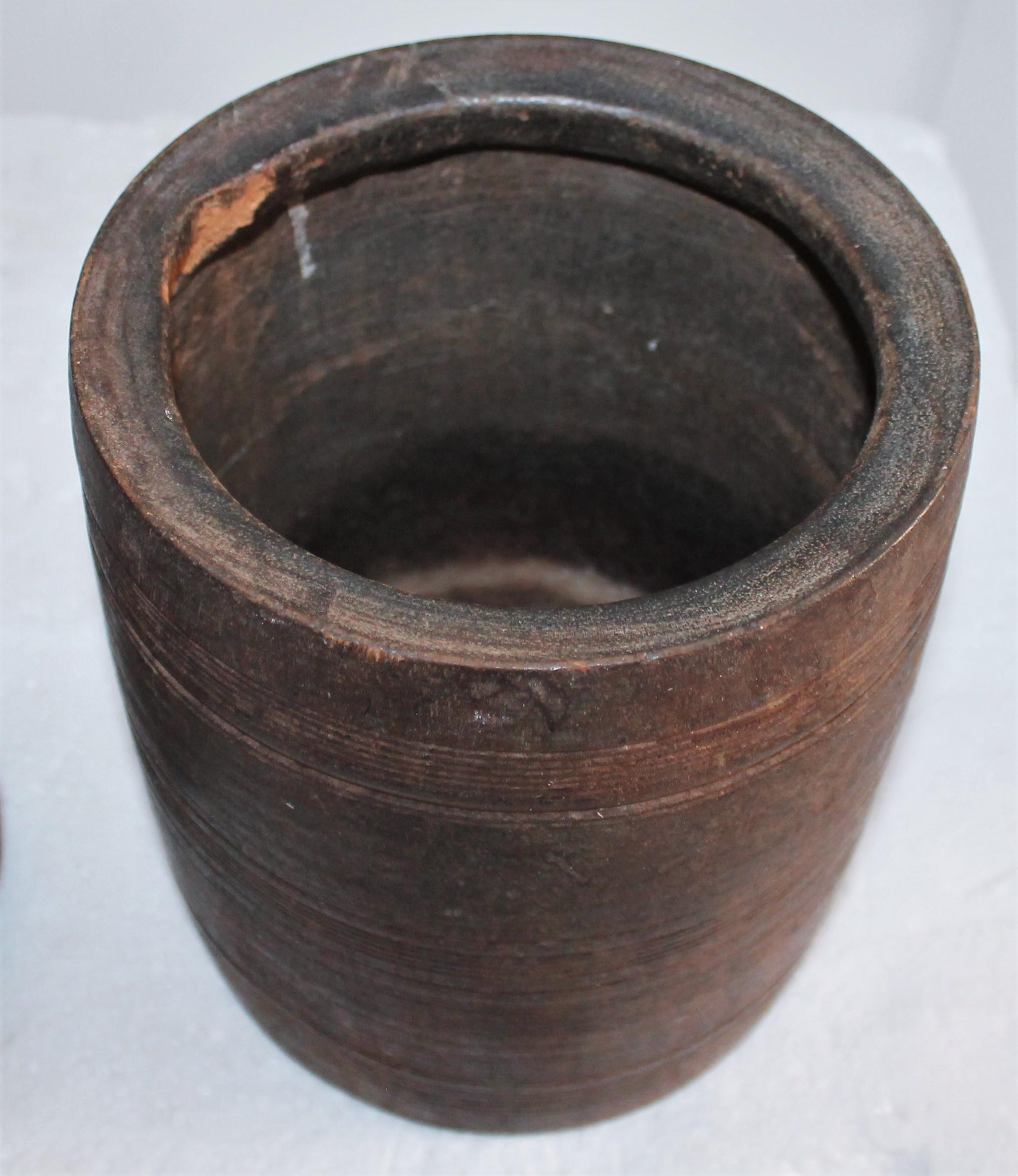 19th Century Handmade Wood Canister W/ Lid In Good Condition In Los Angeles, CA