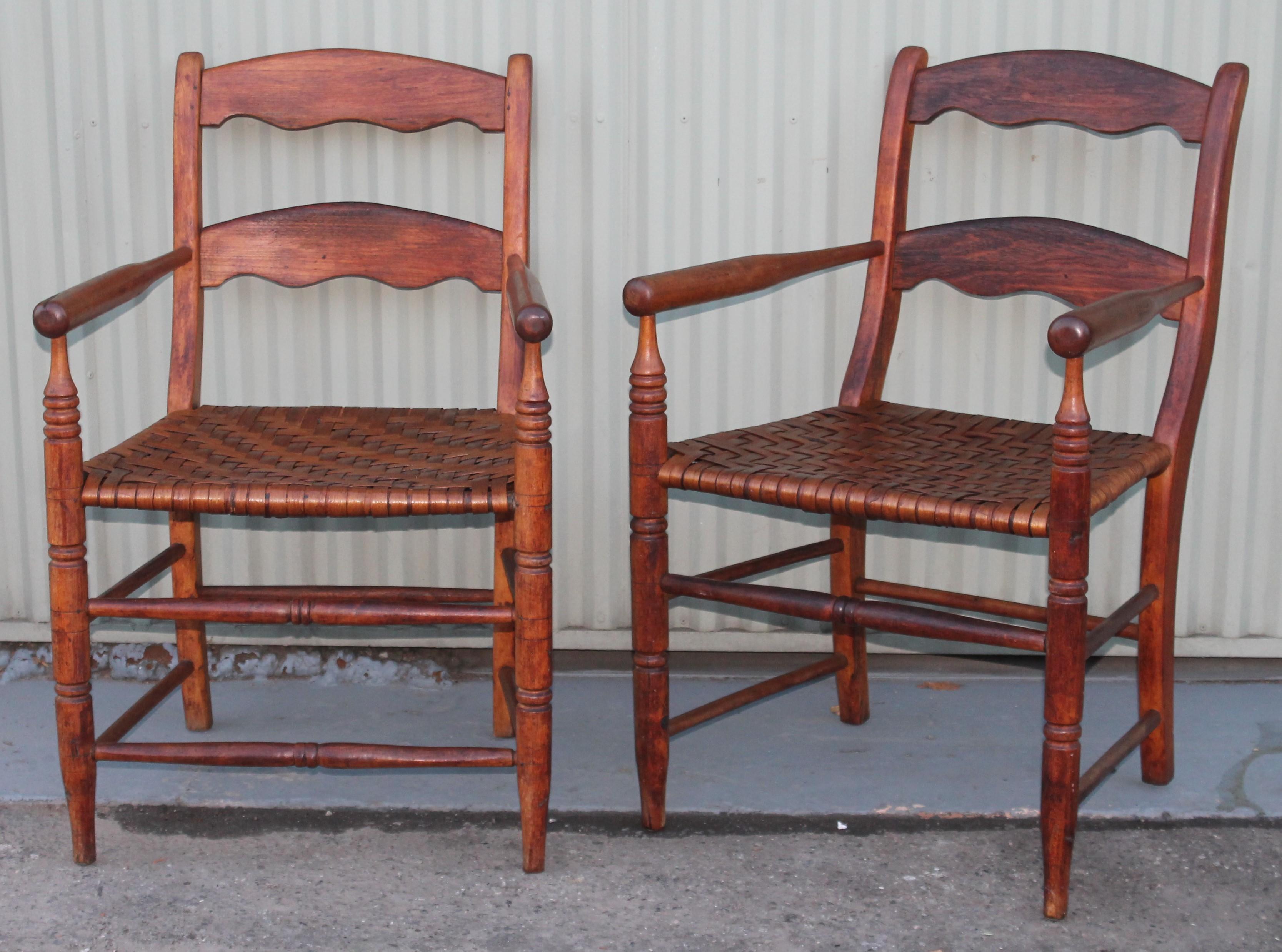 American 19th Century Hickory Chairs with Original Rush Seats, Pair