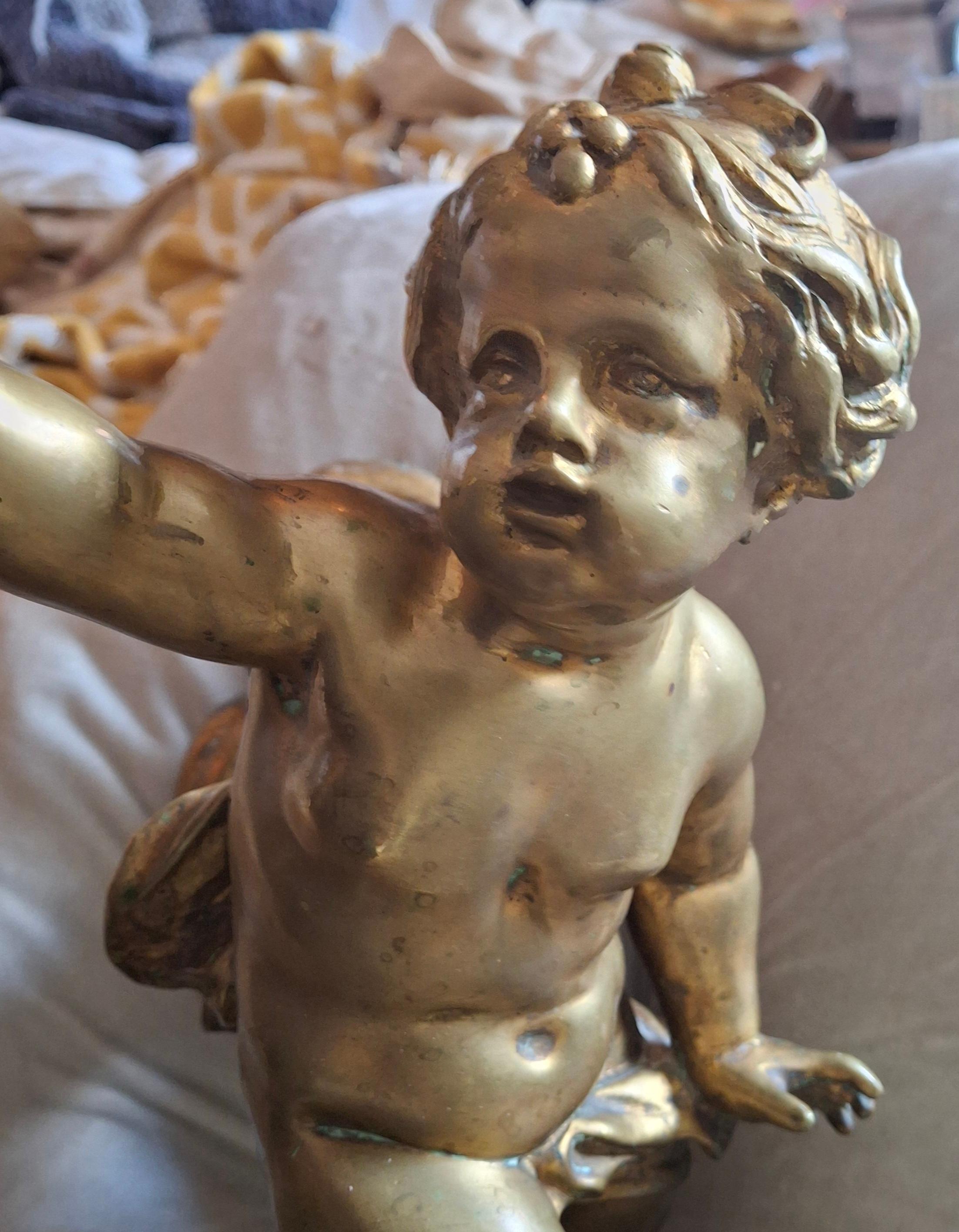 19èmec Très lourde applique murale en bronze doré à chérubin Louis XV / Bougie en vente 5