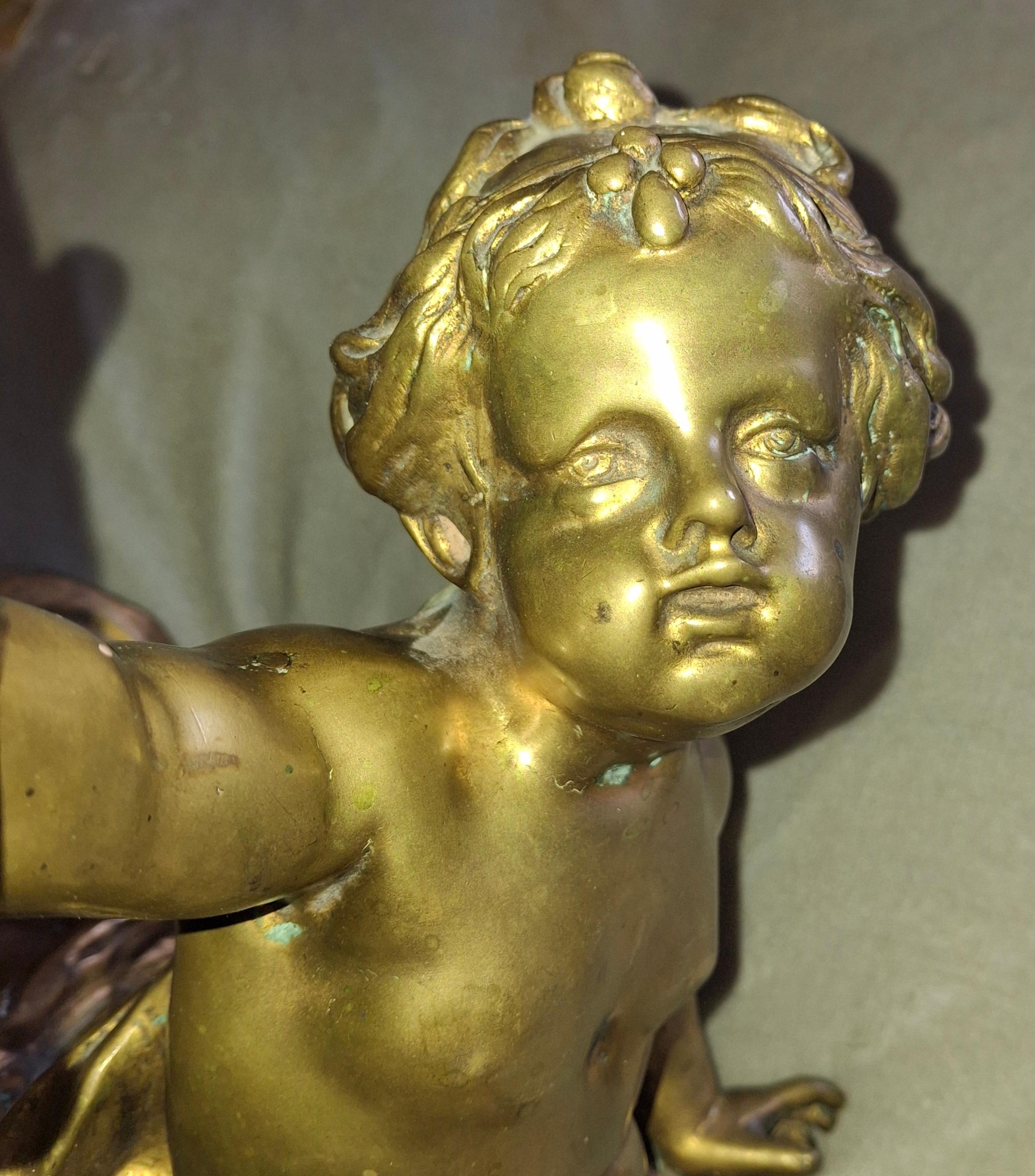19èmec Très lourde applique murale en bronze doré à chérubin Louis XV / Bougie en vente 12