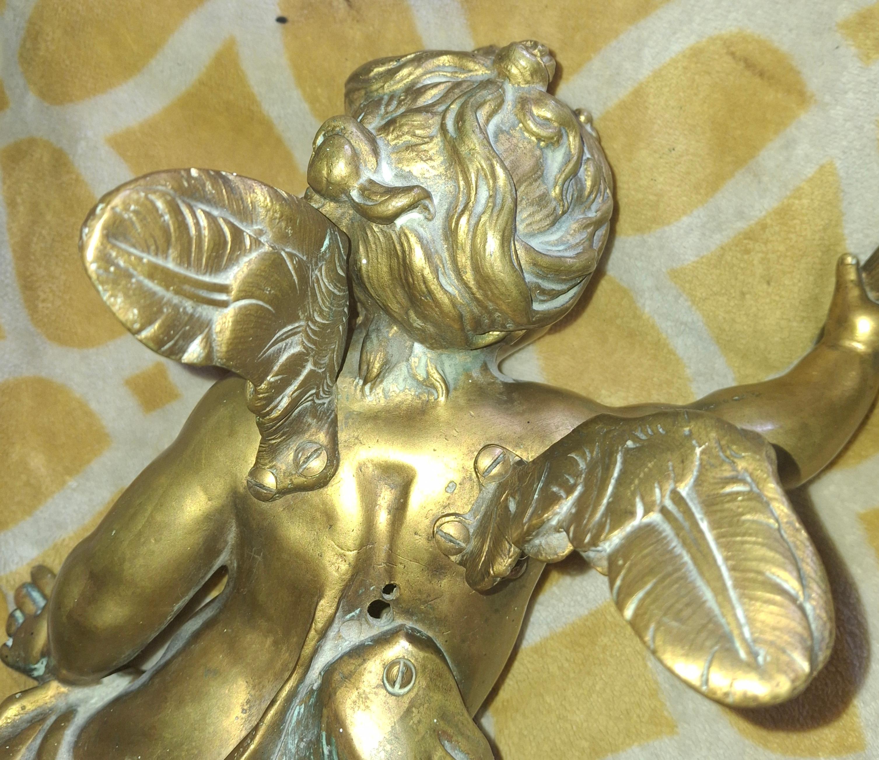 19èmec Très lourde applique murale en bronze doré à chérubin Louis XV / Bougie en vente 13
