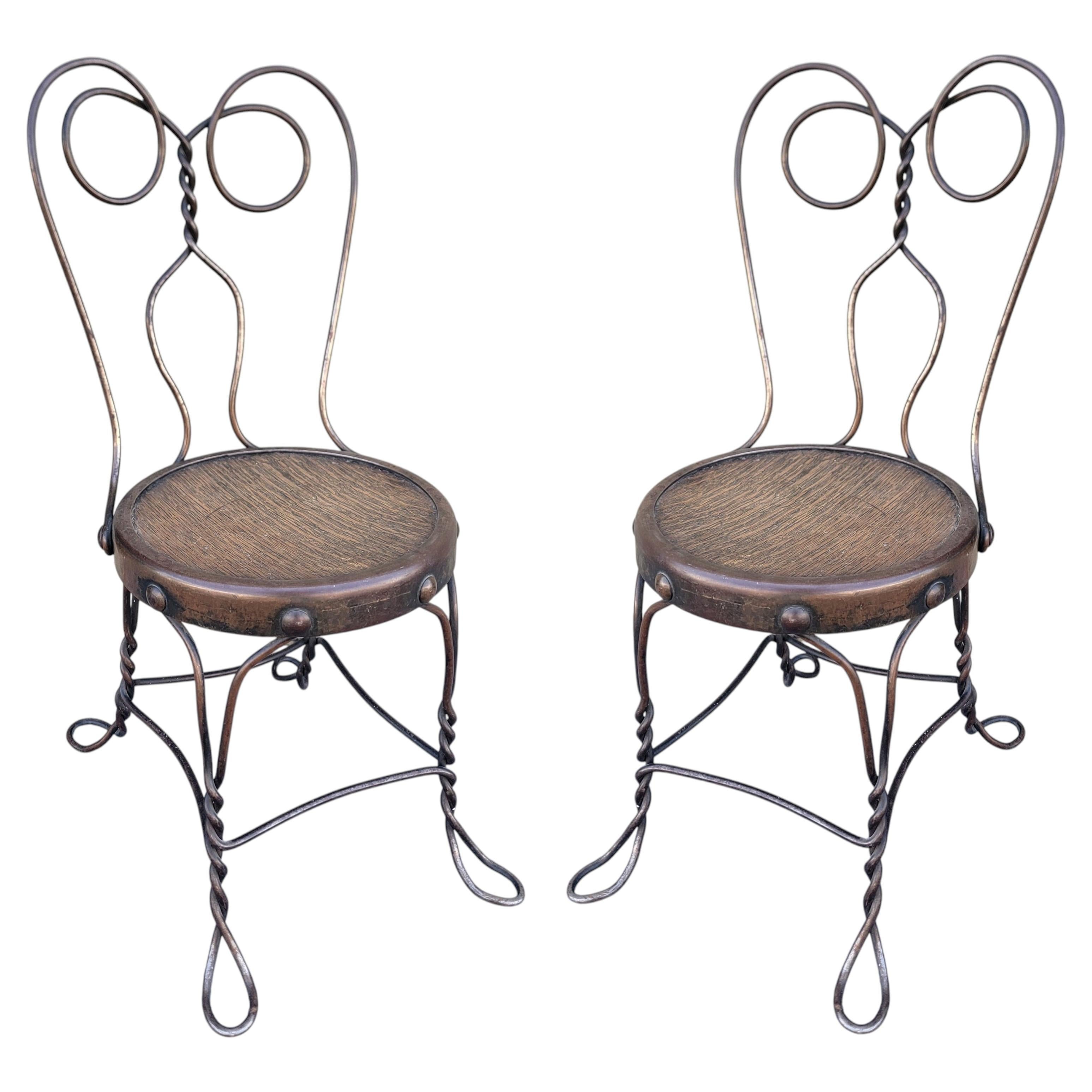 Chaises de glacier « 19Thc » – pour enfants, datées de 1889 en vente