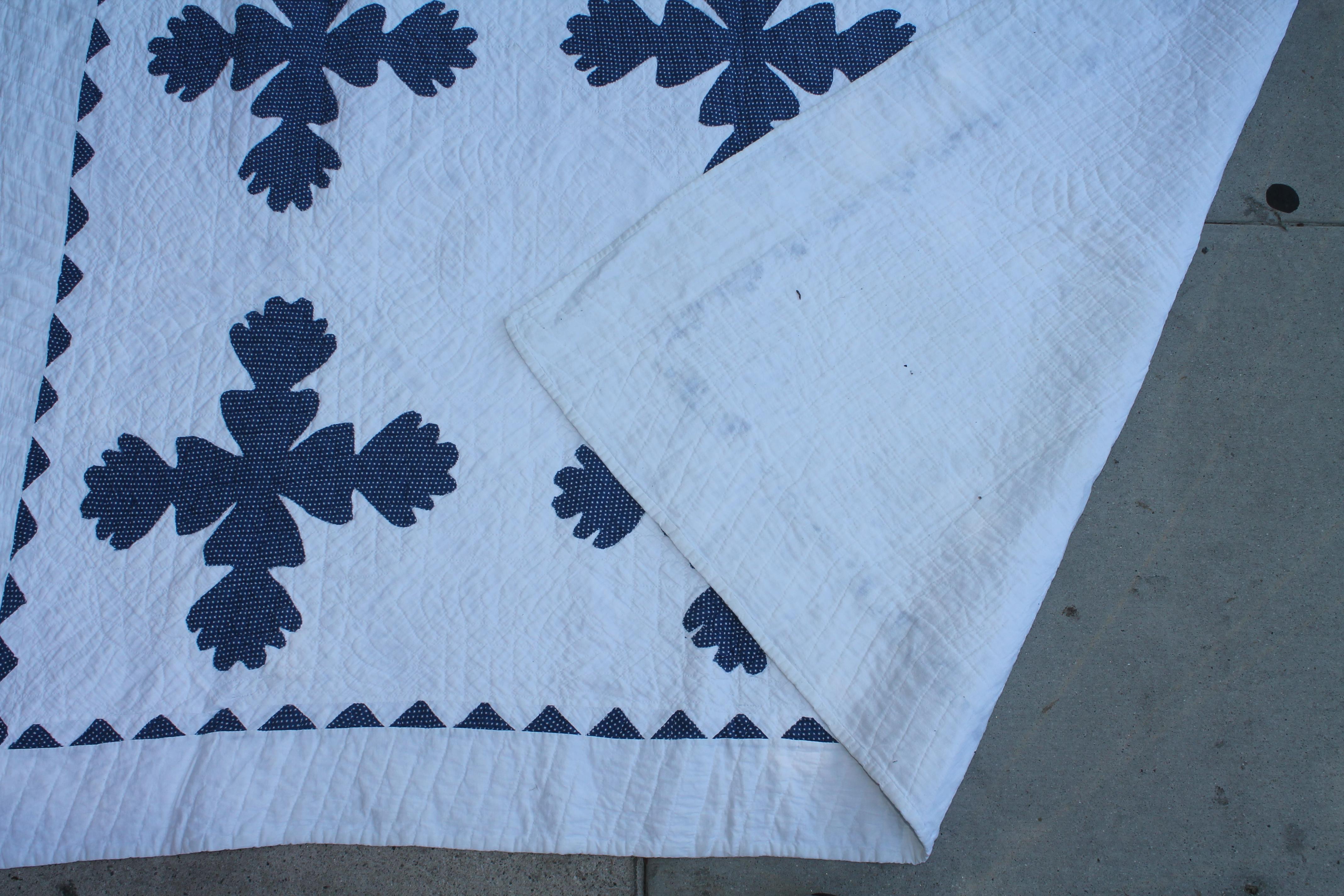 Cotton 19thC Indigo & White Geometric Leaf Quilt For Sale