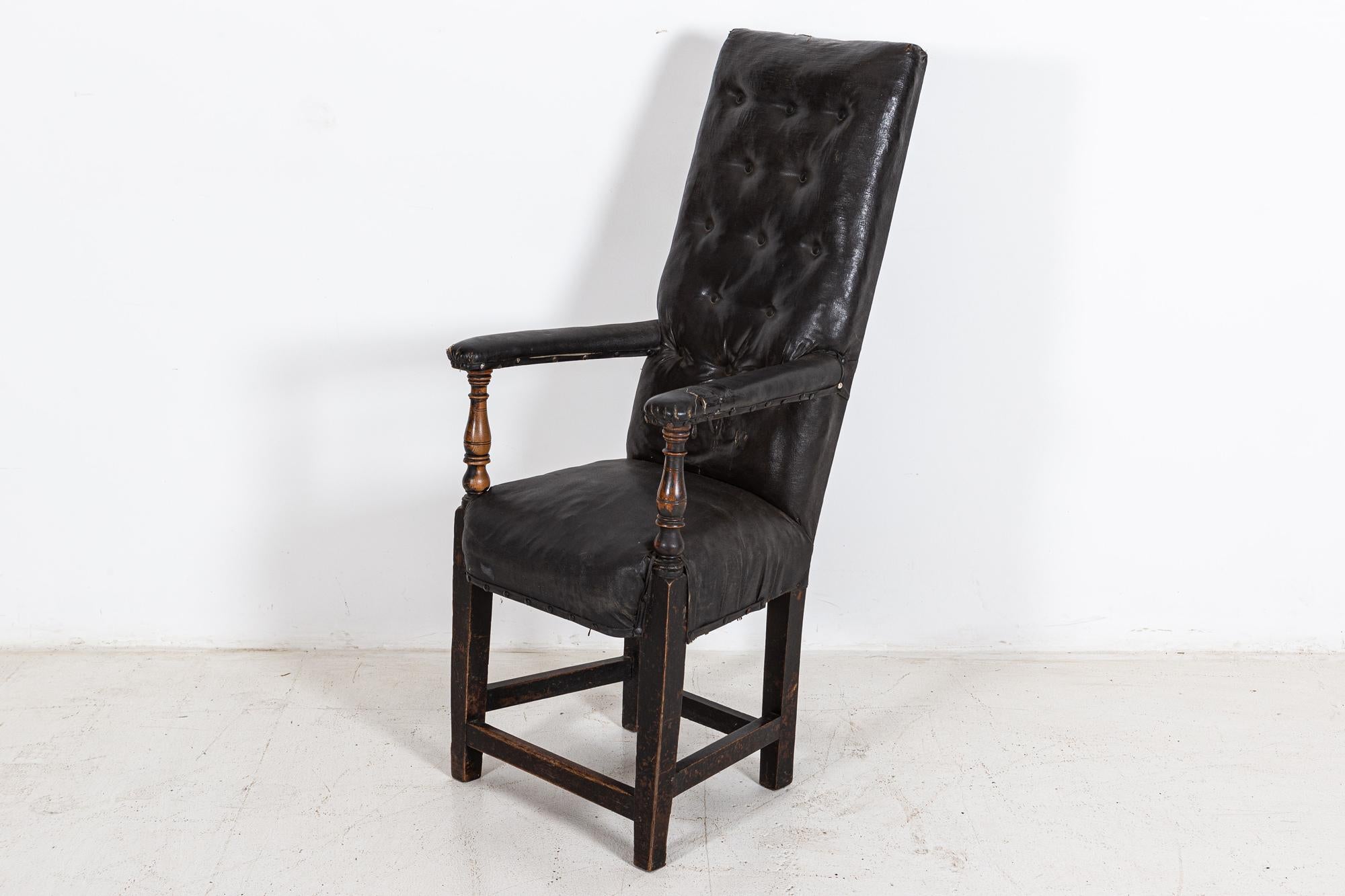 19thC Irish Button Back Artist Sitters Chair In Good Condition For Sale In Staffordshire, GB