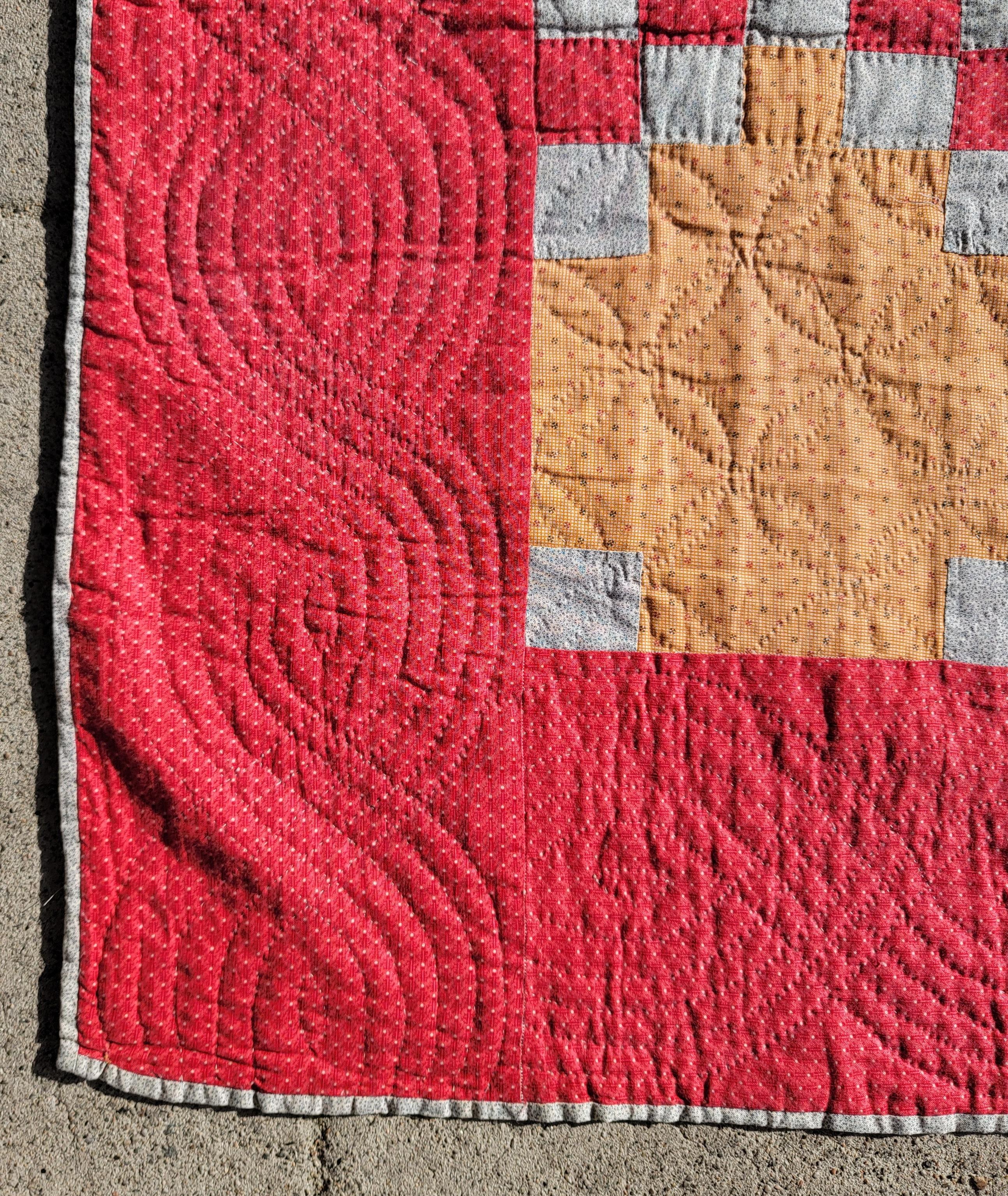 Couette irlandaise du 19e siècle, en parfait état, provenant du comté de Berks, en Pennsylvanie, le piquage est très fin et serré.