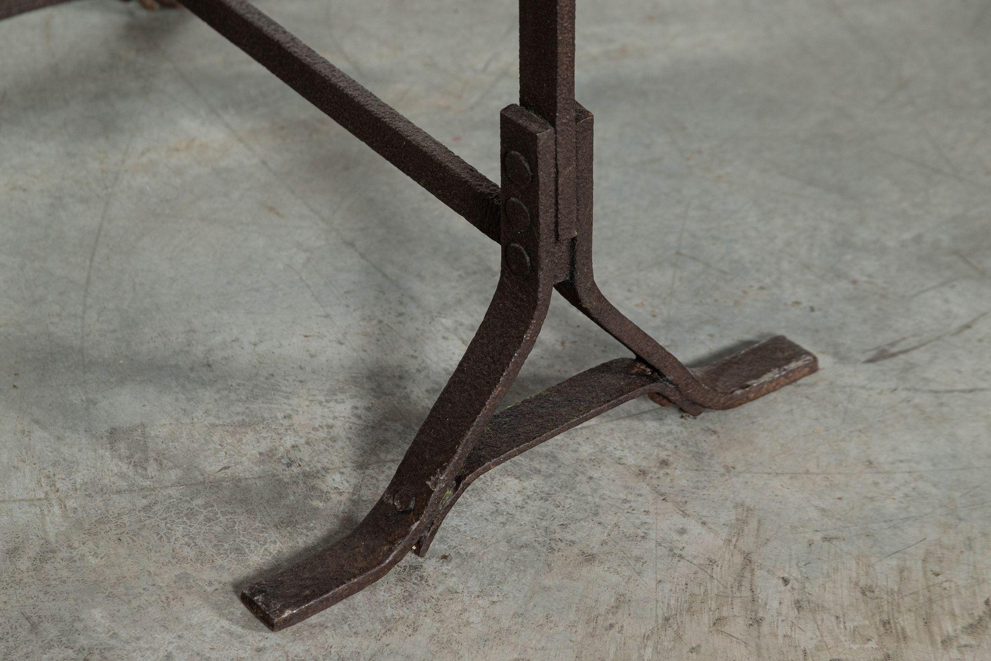 Table à tréteaux en fer et en pin du XIXe siècle en vente 9