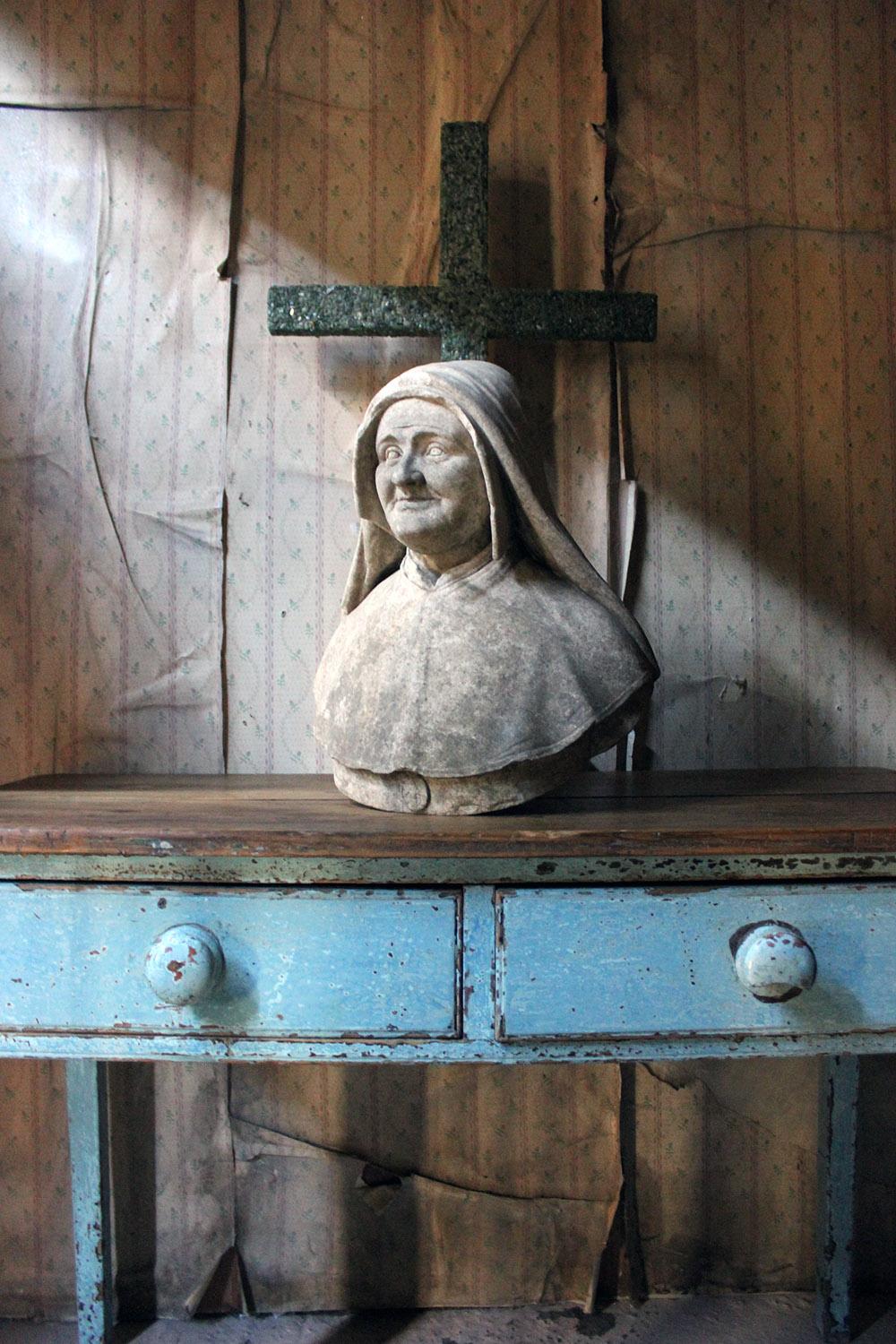 19th Century Italian Carved Marble Bust of a Nun 14