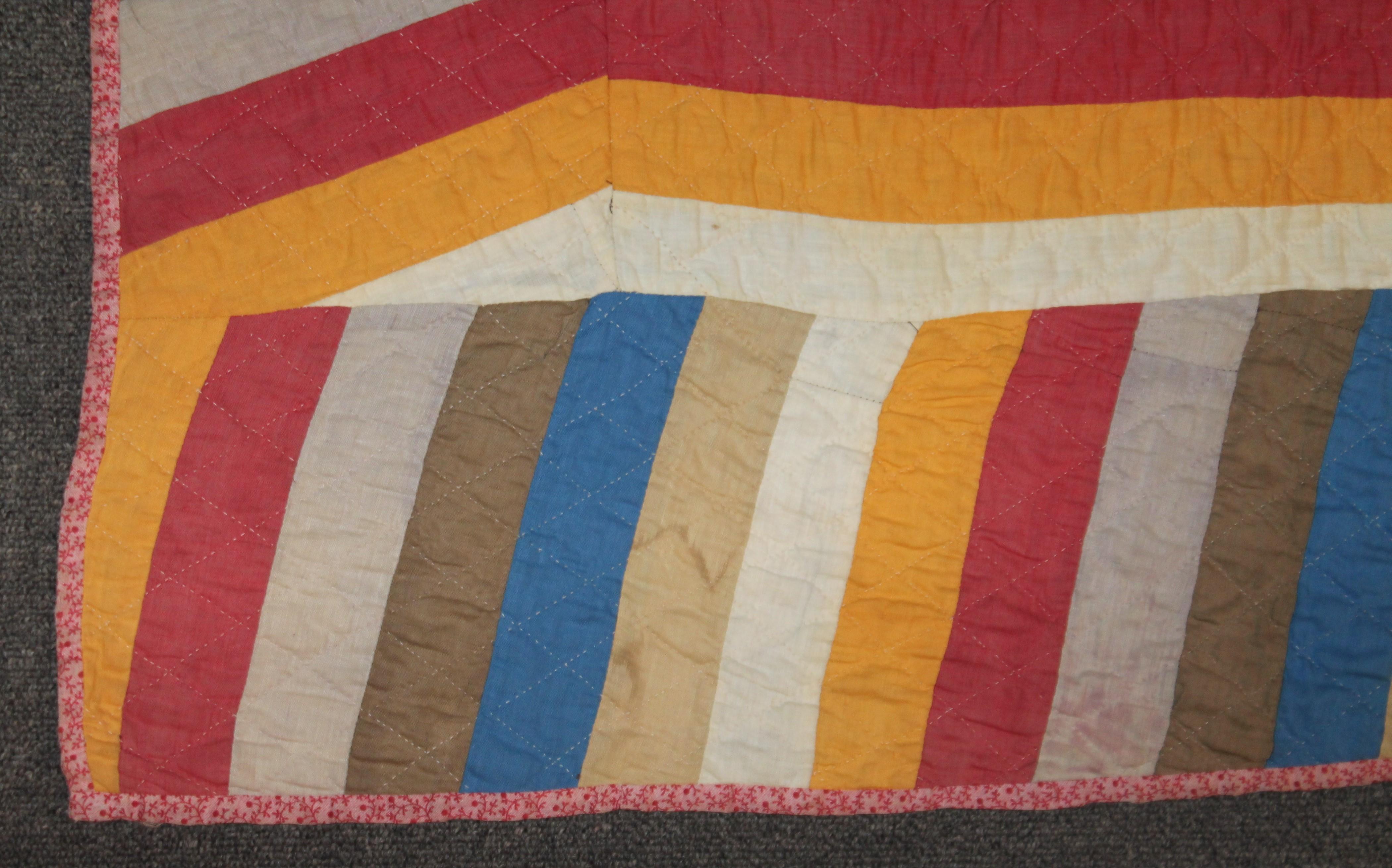 19th Century Jacobs Coat, Split Bars Quilt from Pennsylvania In Good Condition For Sale In Los Angeles, CA