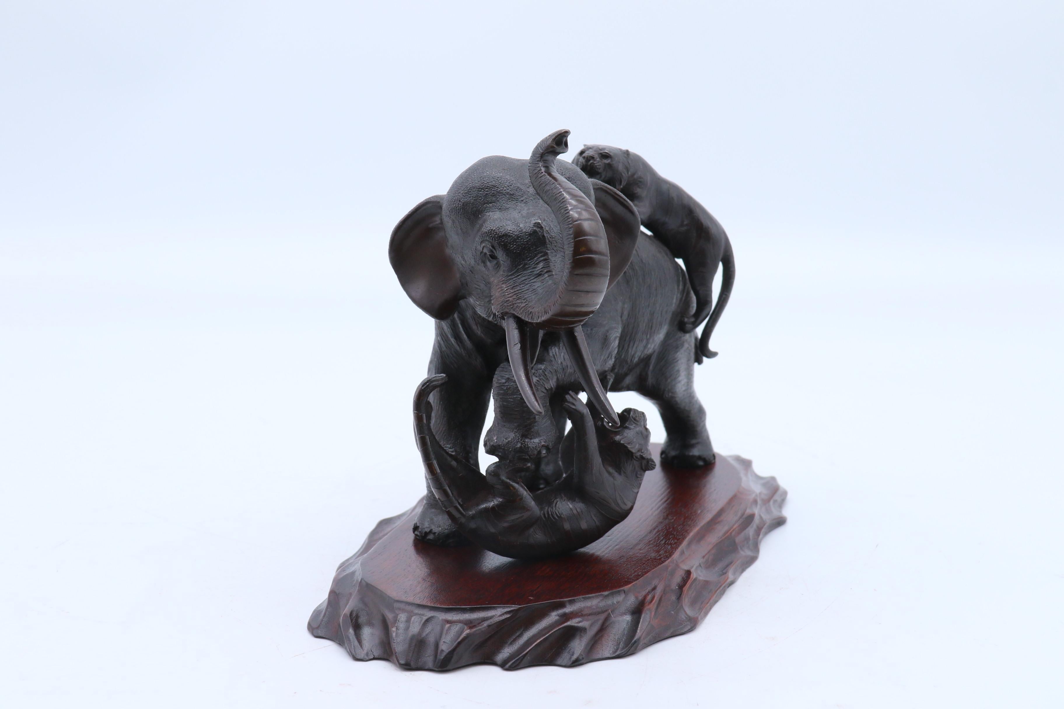 19thC Japanese Meiji Period Bronze Study of an Elephant Fighting with Two Tigers For Sale 3