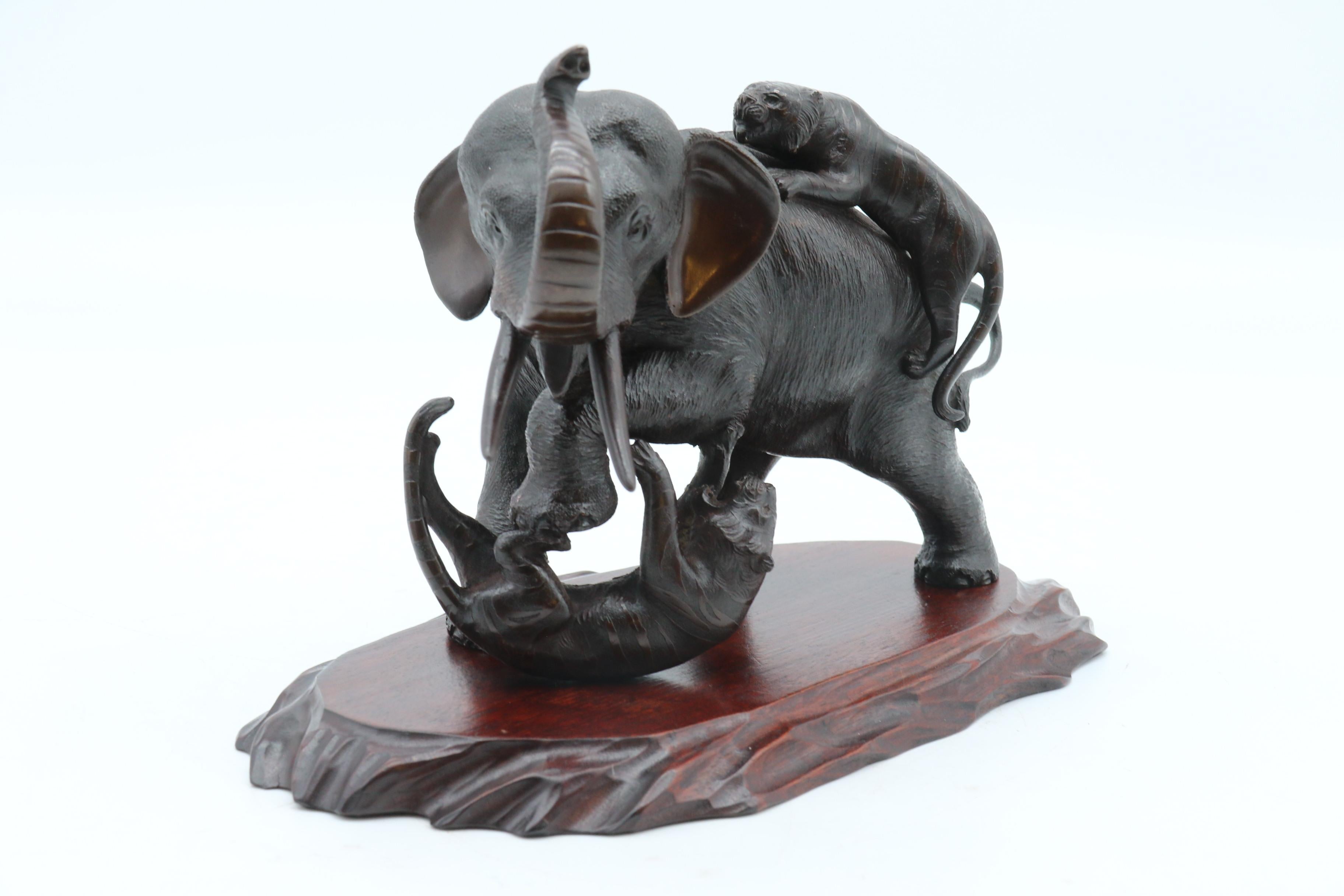 19thC Japanese Meiji Period Bronze Study of an Elephant Fighting with Two Tigers For Sale 4
