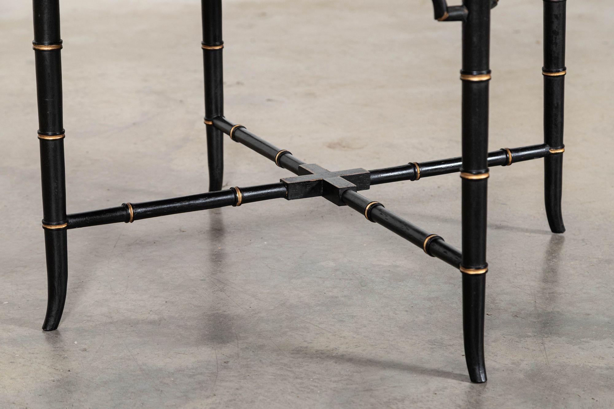 Table à plateau en Chinoiserie du 19ème siècle de Jennens and Bettridge en vente 5