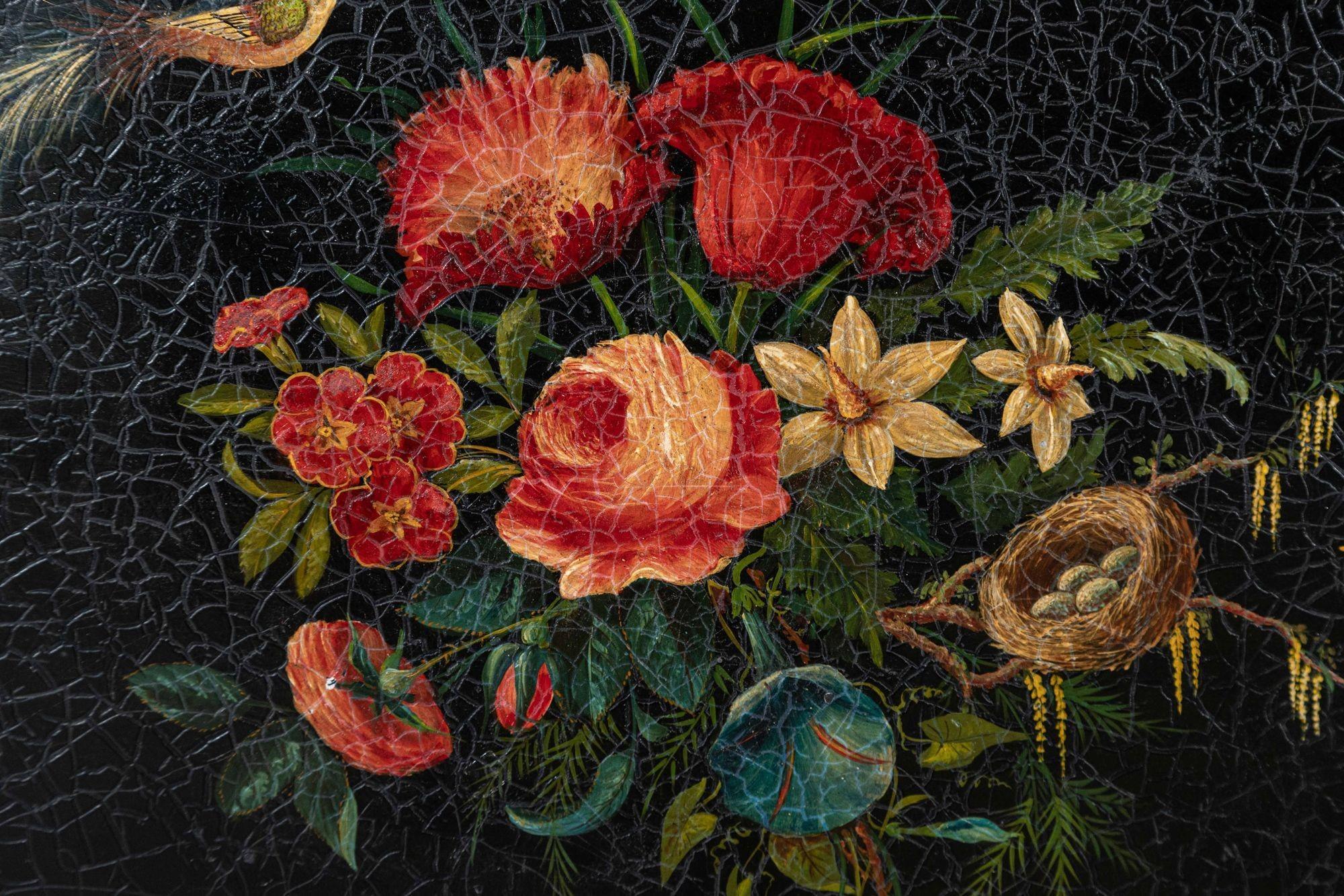 vers 1890
Table à plateau en Chinoiserie du 19ème siècle de Jennens and Bettridge
sku 2131
L81 x P61,5 x H50,5 cm
(pertes au niveau des jambes)
Poids 8Kg