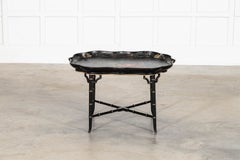 Tavolo a vassoio a cineserie Jennens and Bettridge del XIX secolo