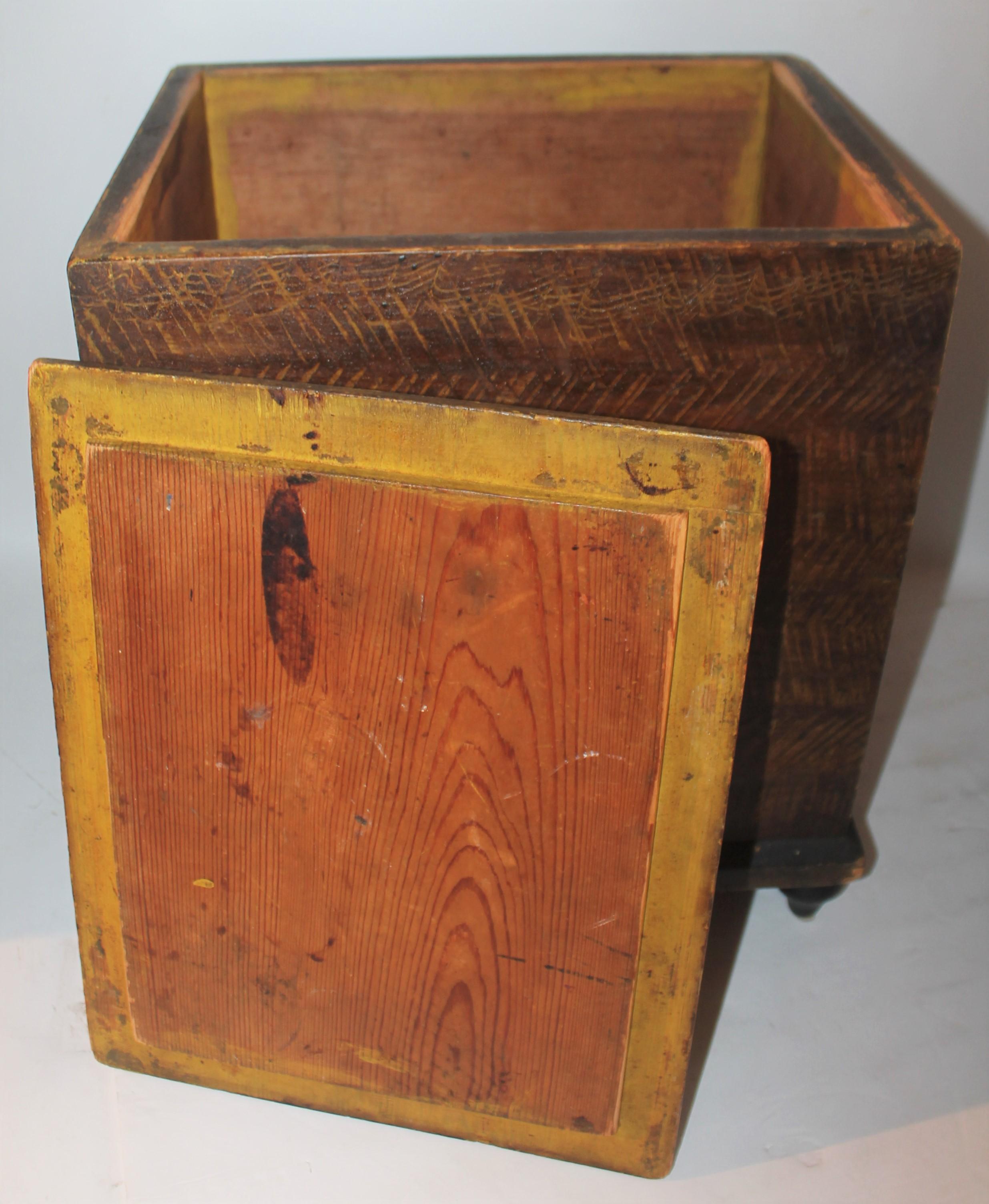 19th Century 19th C Lancaster County Original Painted Small Bin For Sale