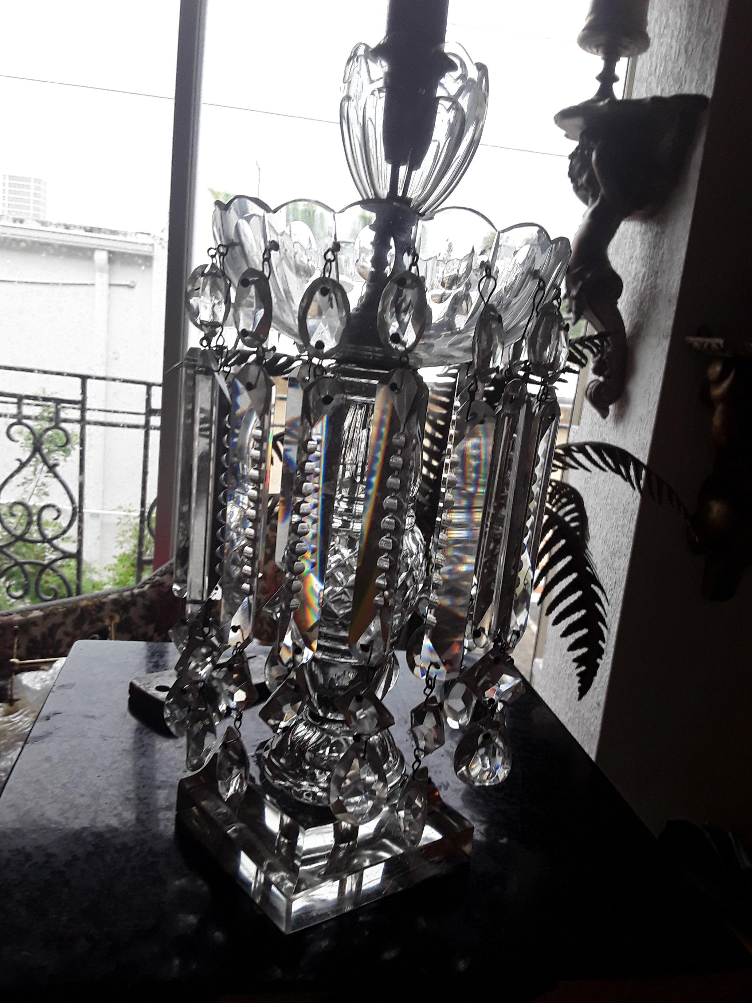 Georgien Grande girandole géorgienne ancienne du 19e siècle en verre taillé/ cristal taillé en vente