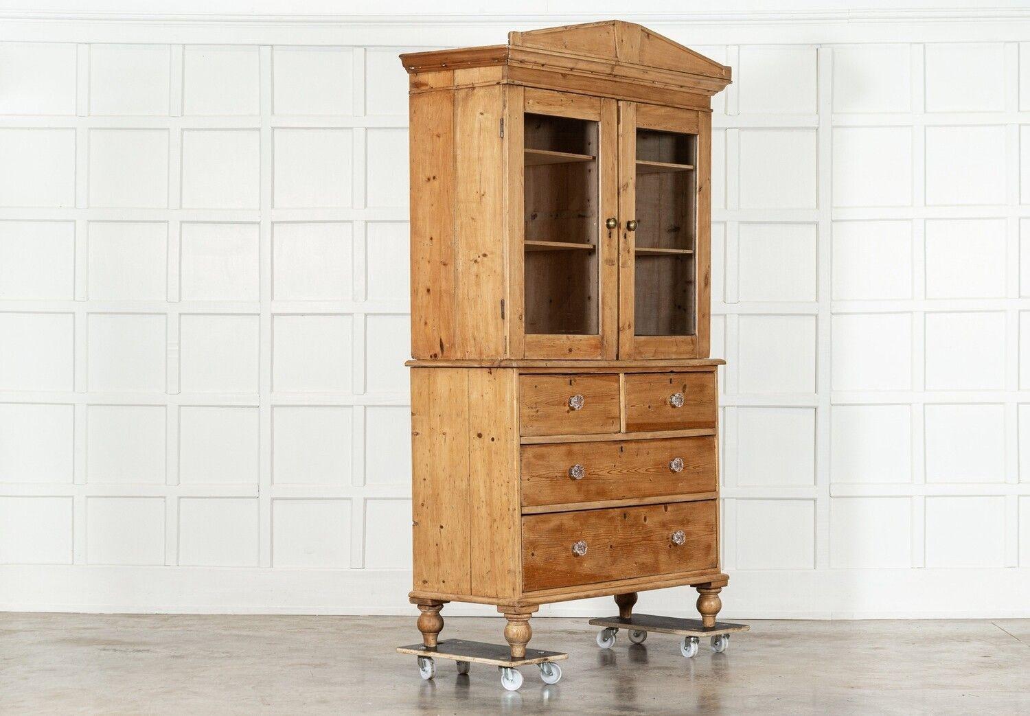 19thC Large English Glazed Pine Housekeepers Cabinet In Good Condition For Sale In Staffordshire, GB