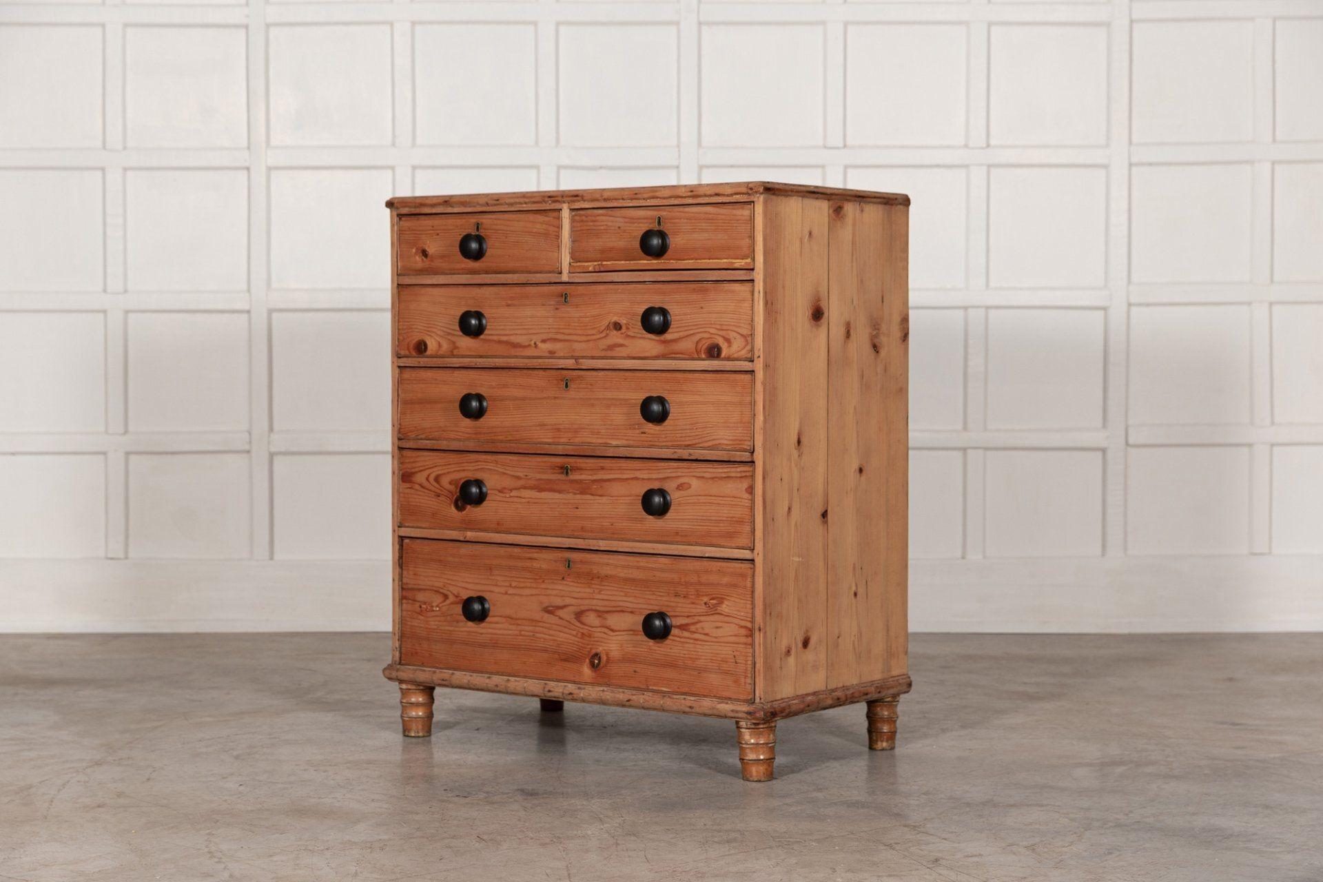 19th C Large English Pine Faux Bamboo Chest Drawers In Good Condition For Sale In Staffordshire, GB
