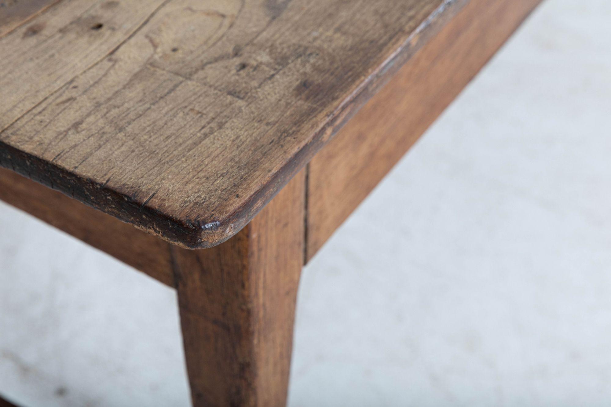 Grande table de travail à 2 planches vernaculaire anglaise du 19e siècle en vente 5