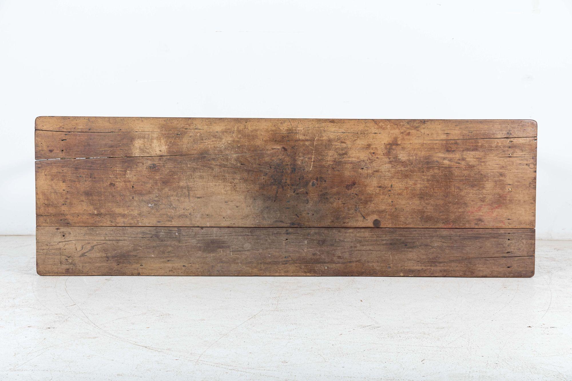 Grande table de travail à 2 planches vernaculaire anglaise du 19e siècle Bon état - En vente à Staffordshire, GB