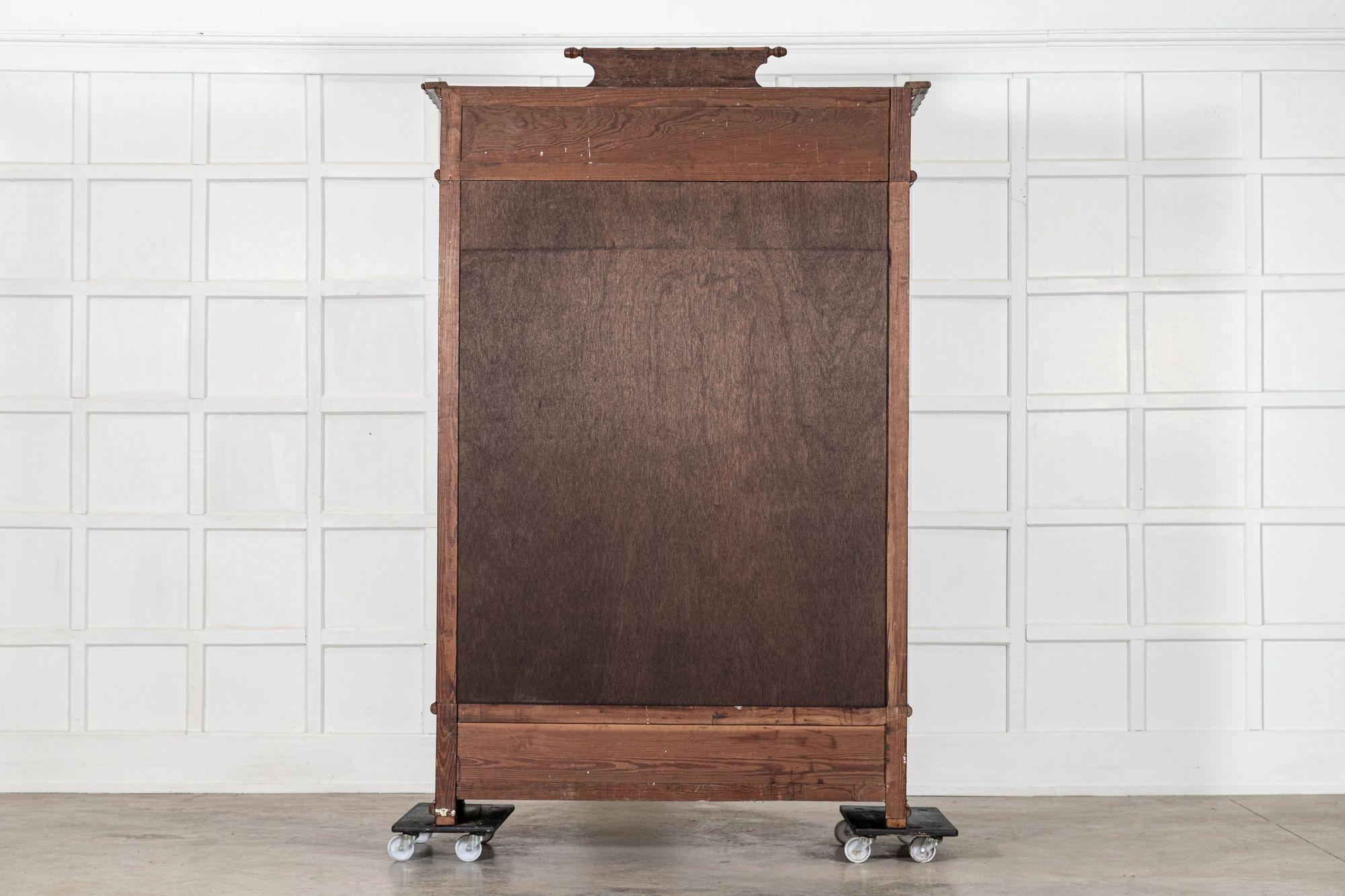 19thC Große Französisch Kiefer Faux Bambus Kleiderschrank im Angebot 11