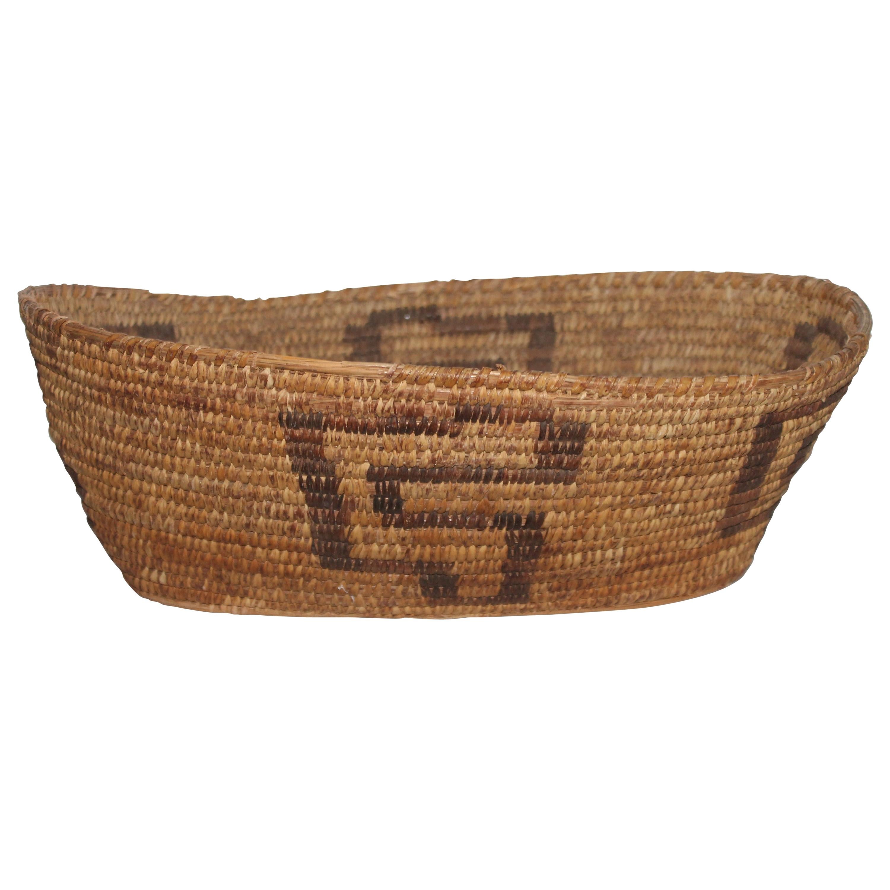 19th Century Large Oval Papago Indian Basket For Sale