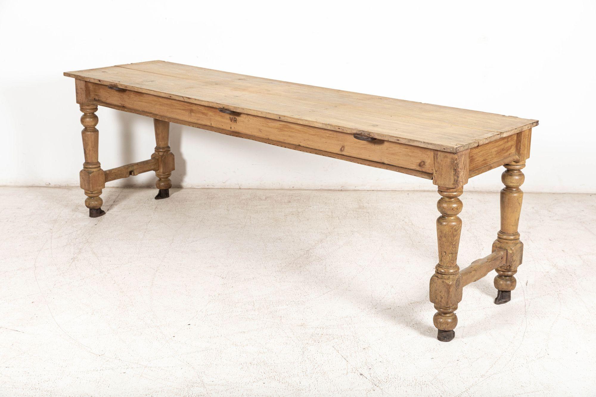 Gran mostrador / mesa de clasificación de correos de pino galés del siglo XIX en venta 4