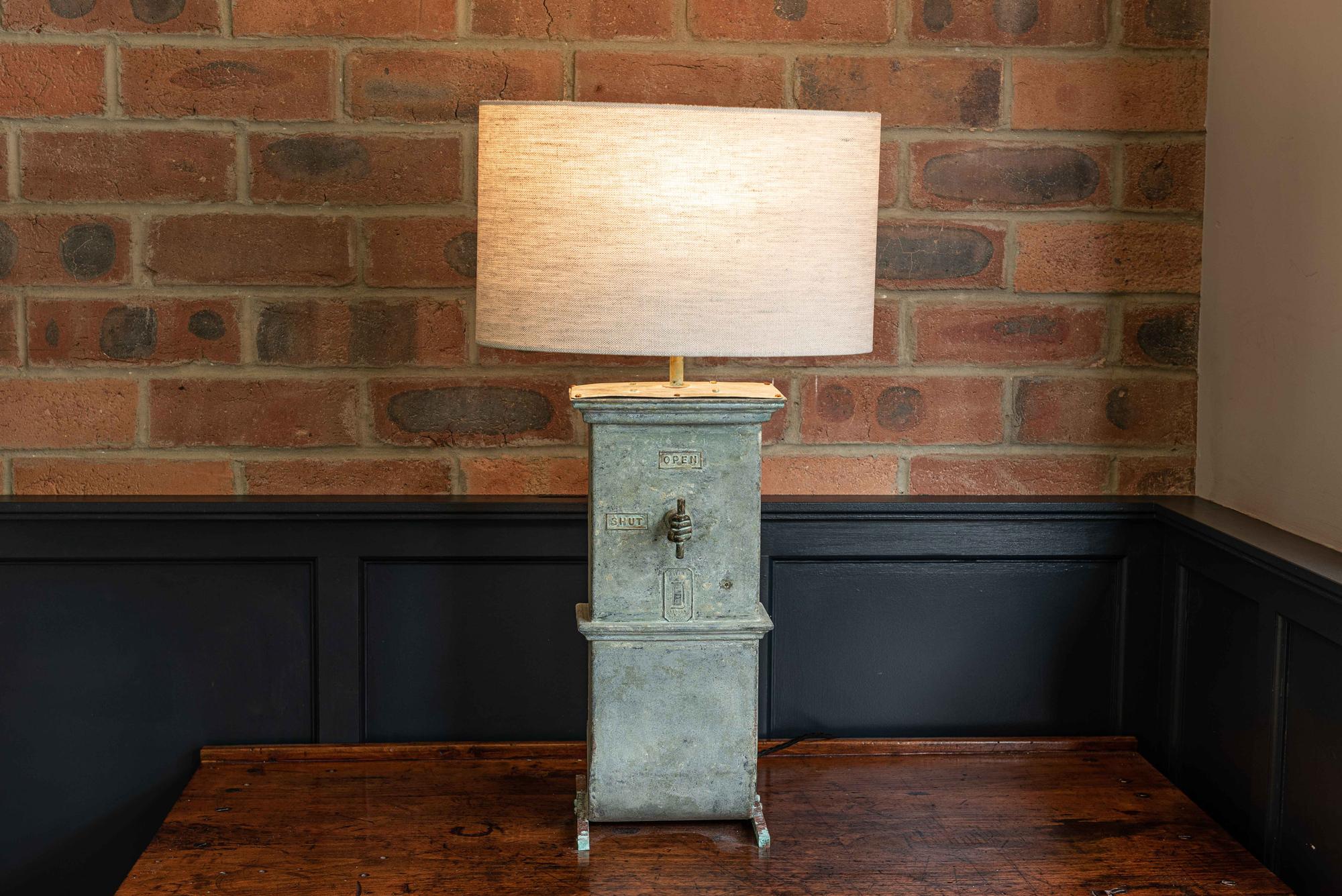 19th Century London Makers Air Vent Table Lamp In Good Condition In Staffordshire, GB