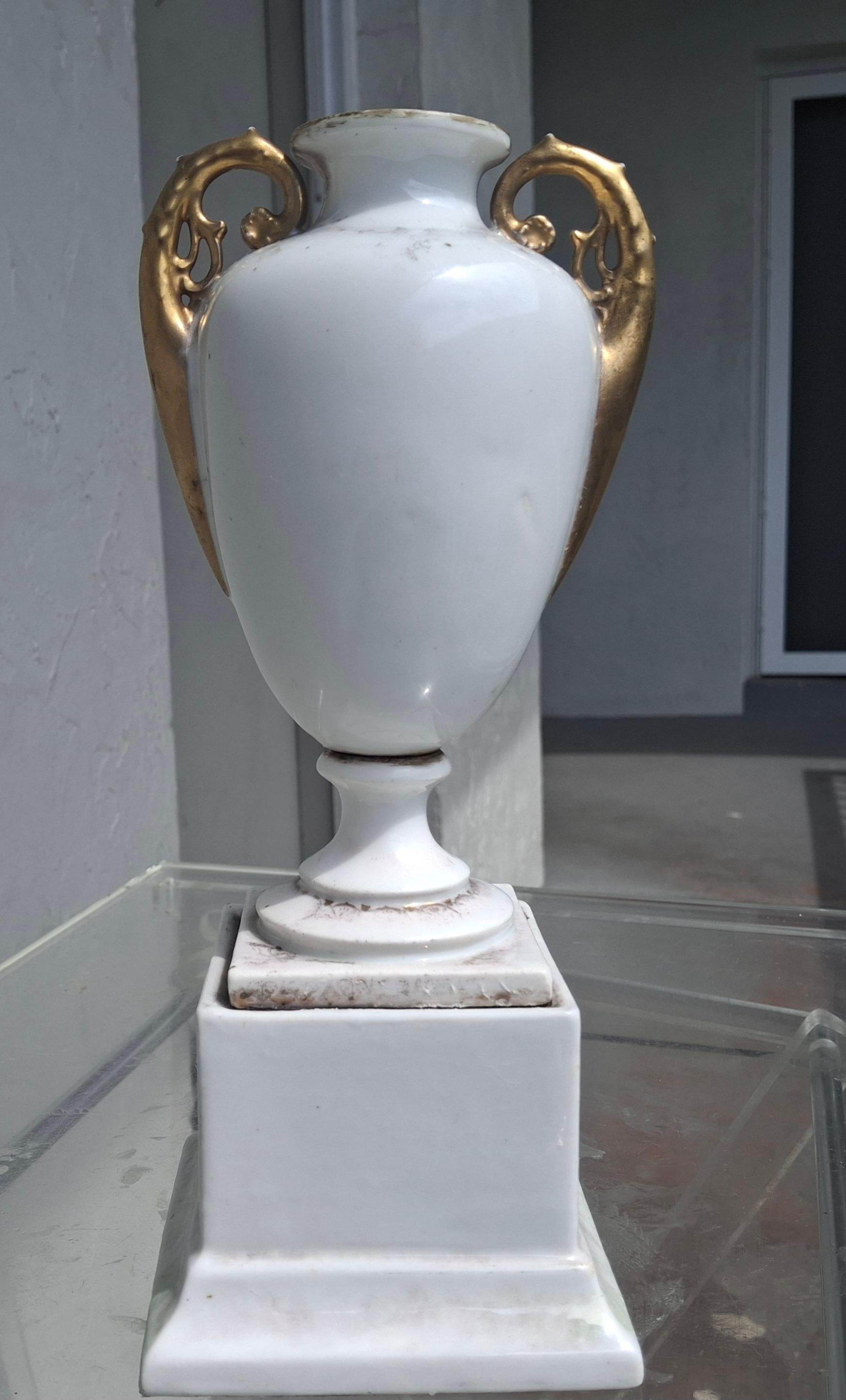 Vaso/urna in porcellana Luigi XV del XIX secolo Royal Vienna Porcelain in vendita 5