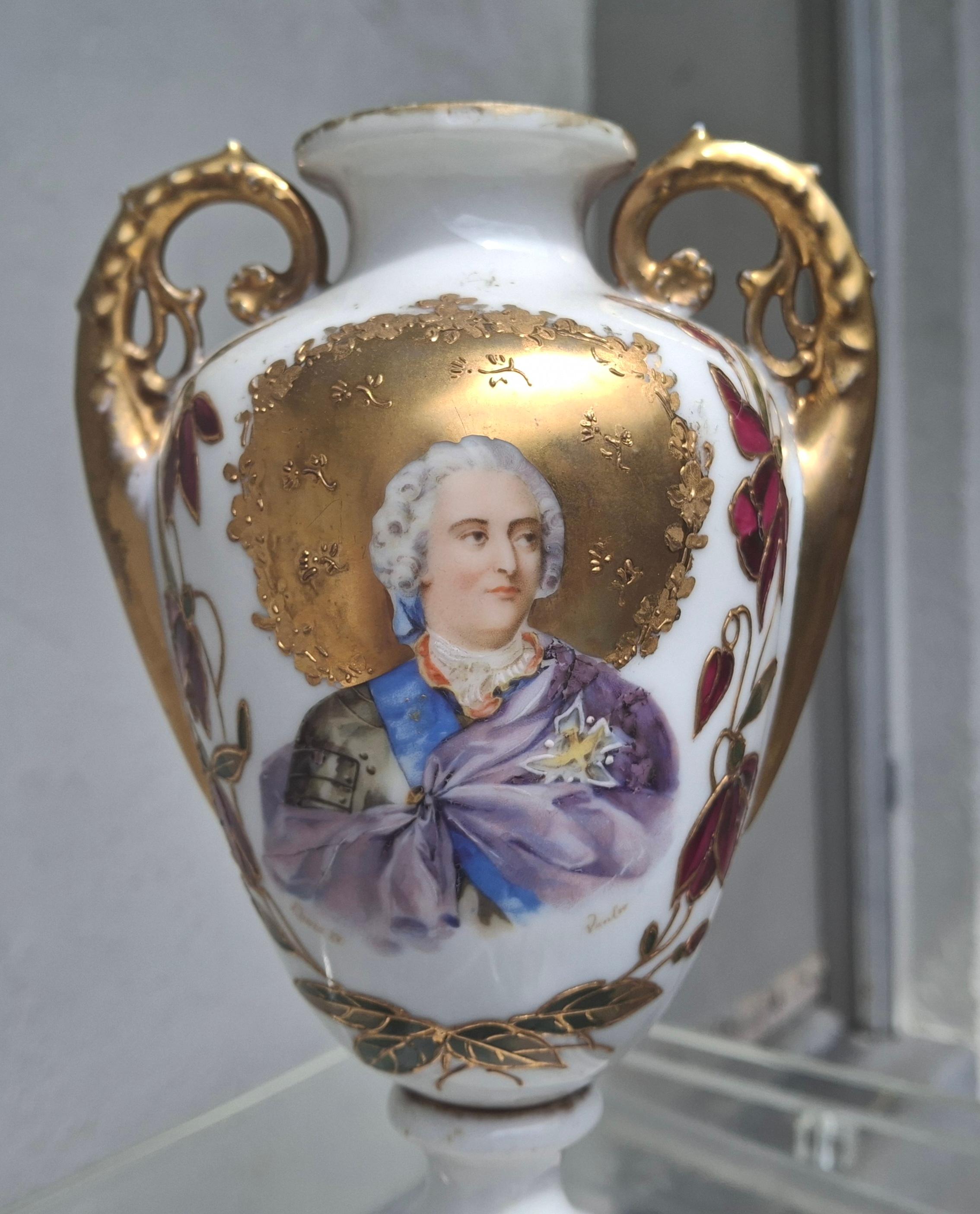Porcellana Vaso/urna in porcellana Luigi XV del XIX secolo Royal Vienna Porcelain in vendita