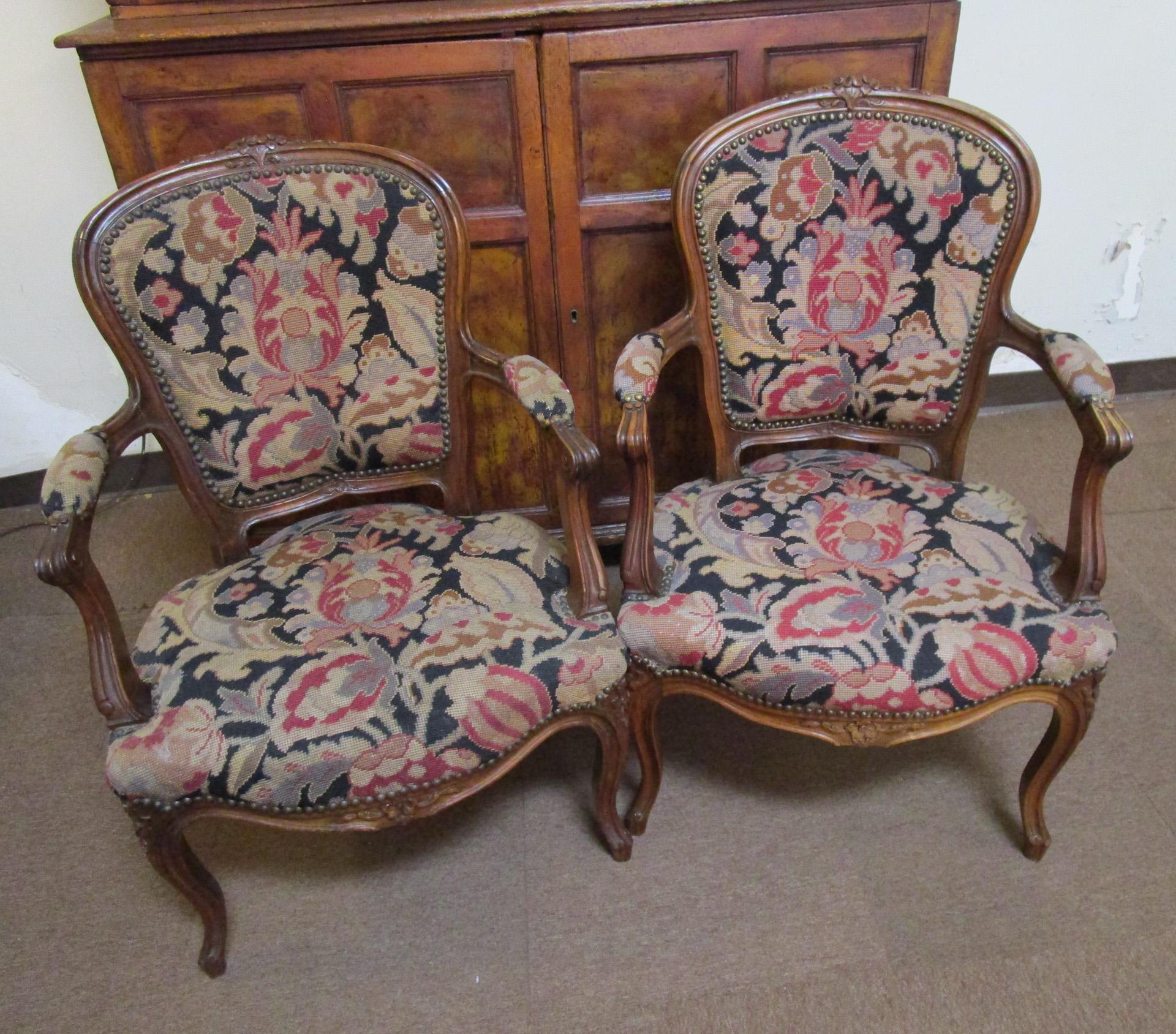 19thc Louis XVI Style Carved Walnut Fauteuils with Needlepoint Upholstery For Sale 5