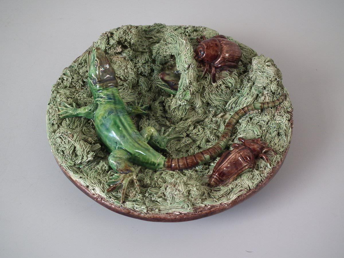 Portuguese 19th Century Mafra Palissy Majolica Lizard Plate