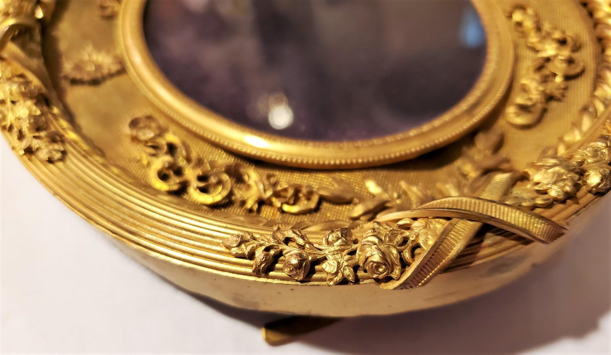 Modern 19th Century Metal Gilt Frame Oval Picture Frame