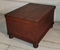 19Thc Mini Kinderdecke Truhe aus Pennsylvania