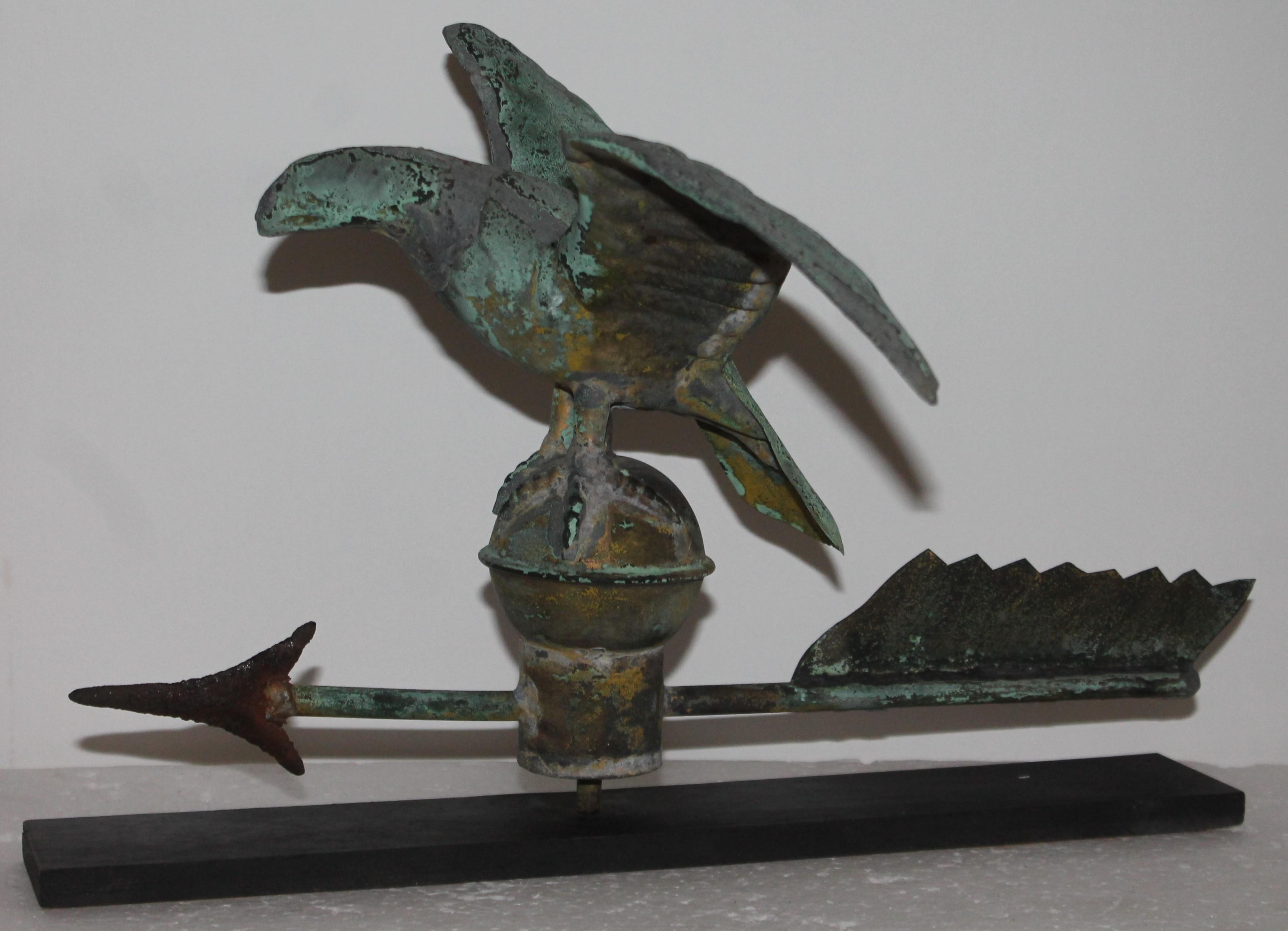 Adirondack Mini girouette en forme d'aigle du 19ème siècle sur pied en vente