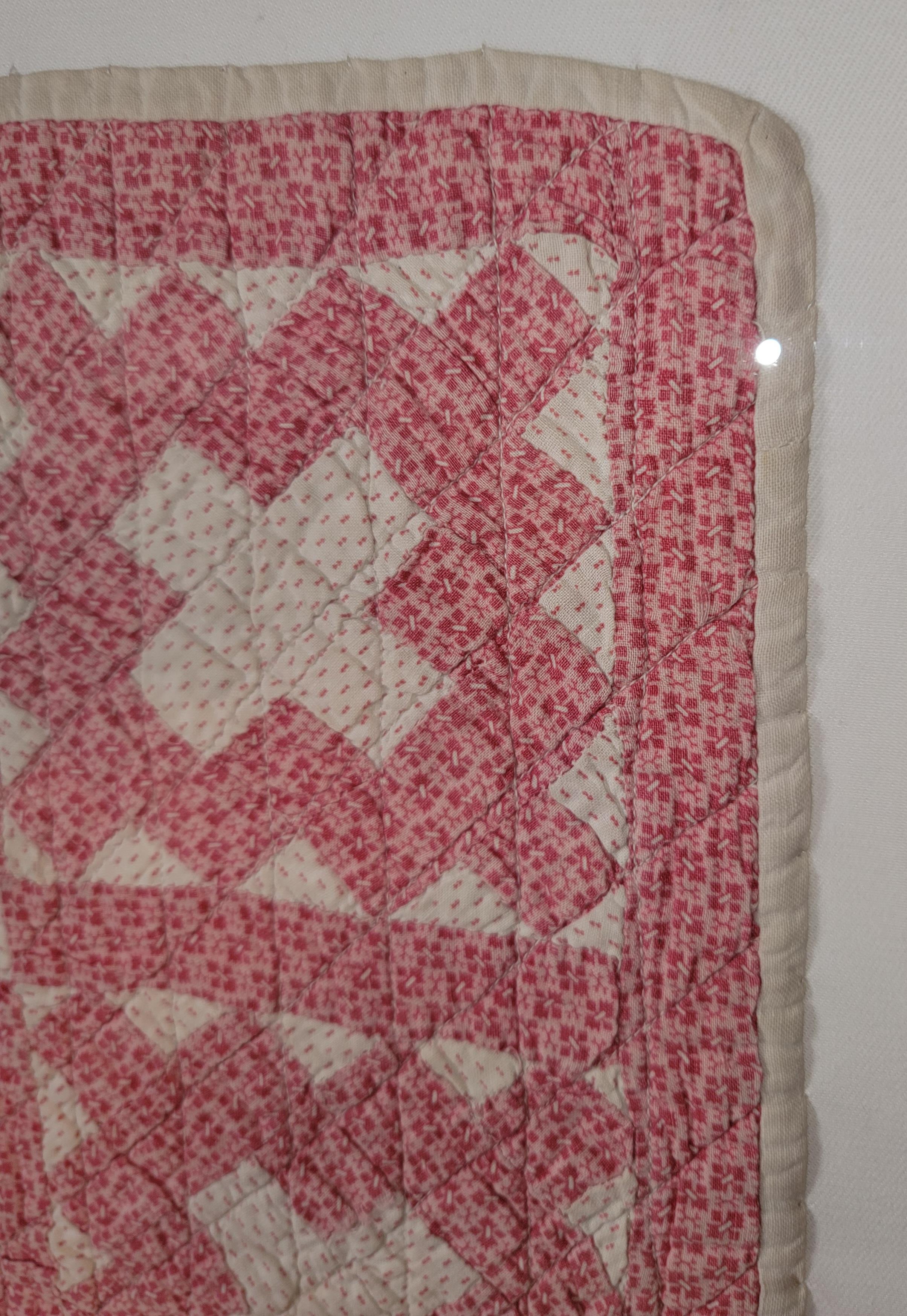 19Thc Mini Pieced Doll Quilt in Plexy Box In Good Condition In Los Angeles, CA
