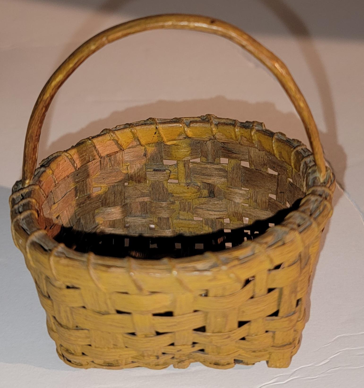 19thc Miniature Original Painted  Mustard Basket In Good Condition For Sale In Los Angeles, CA