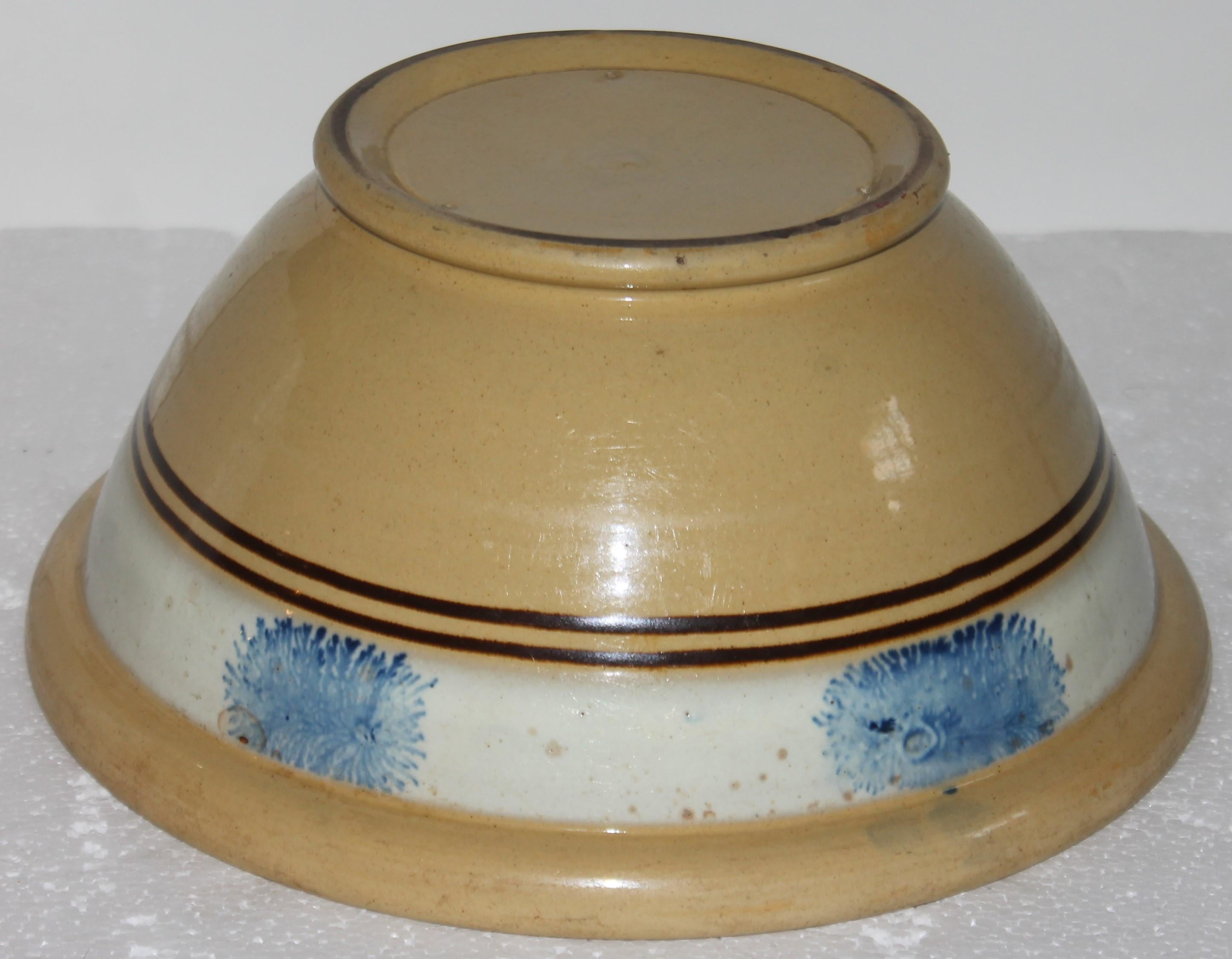 19thc Mocha Ware Seaweed Bowl In Good Condition For Sale In Los Angeles, CA