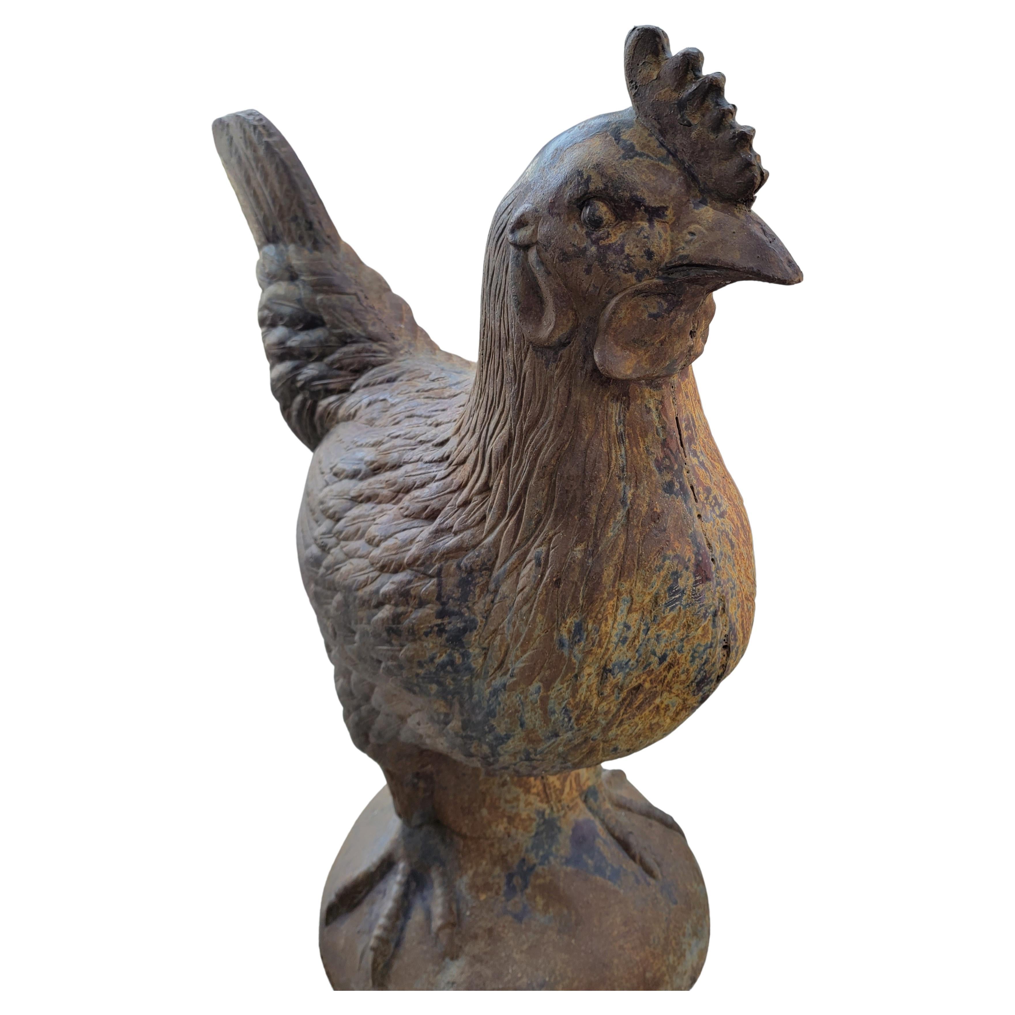 Gallo de jardín monumental de hierro fundido del siglo XIX