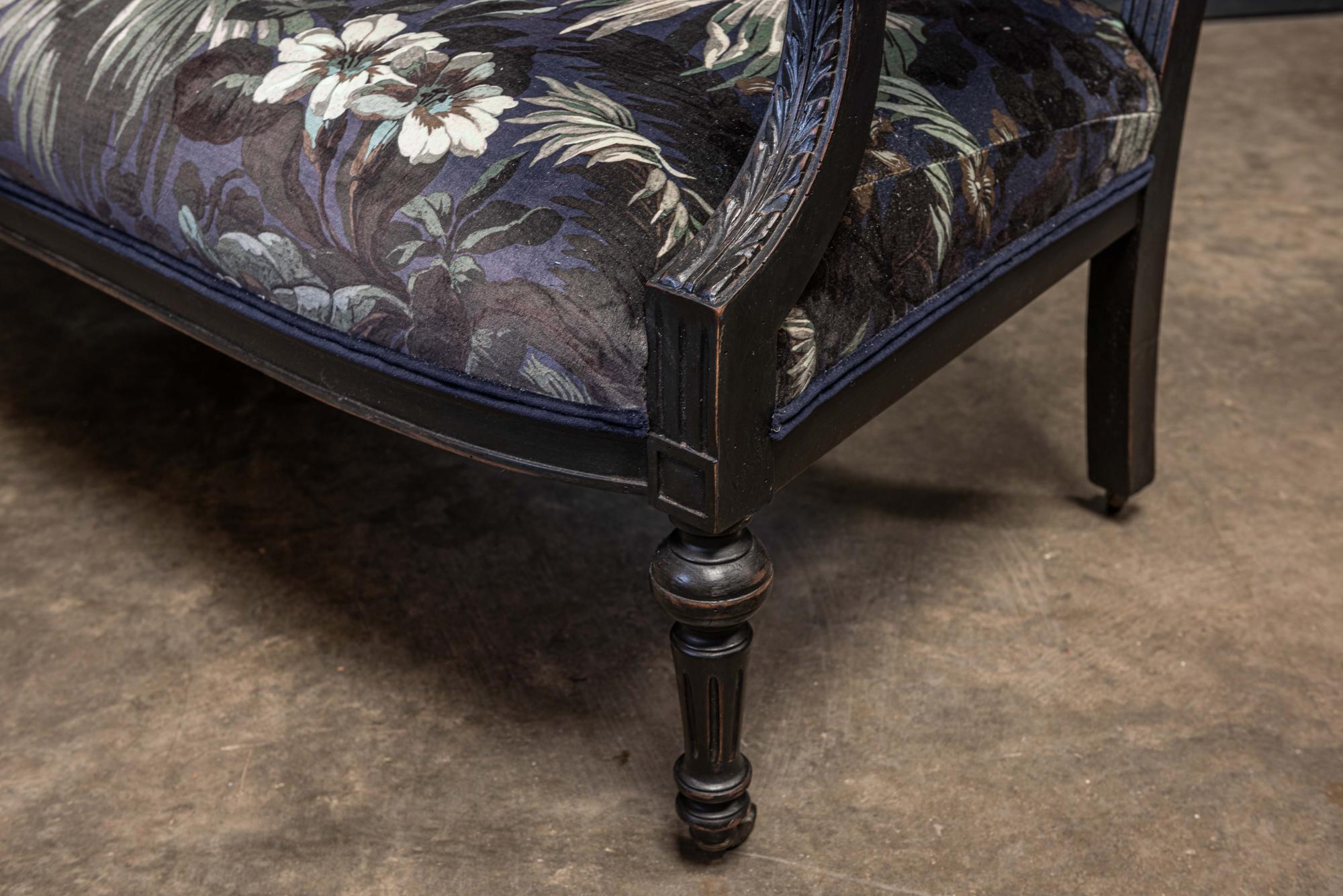 19th Century Napoleon III Ebonized Salon Suite Reupholstered  For Sale 6