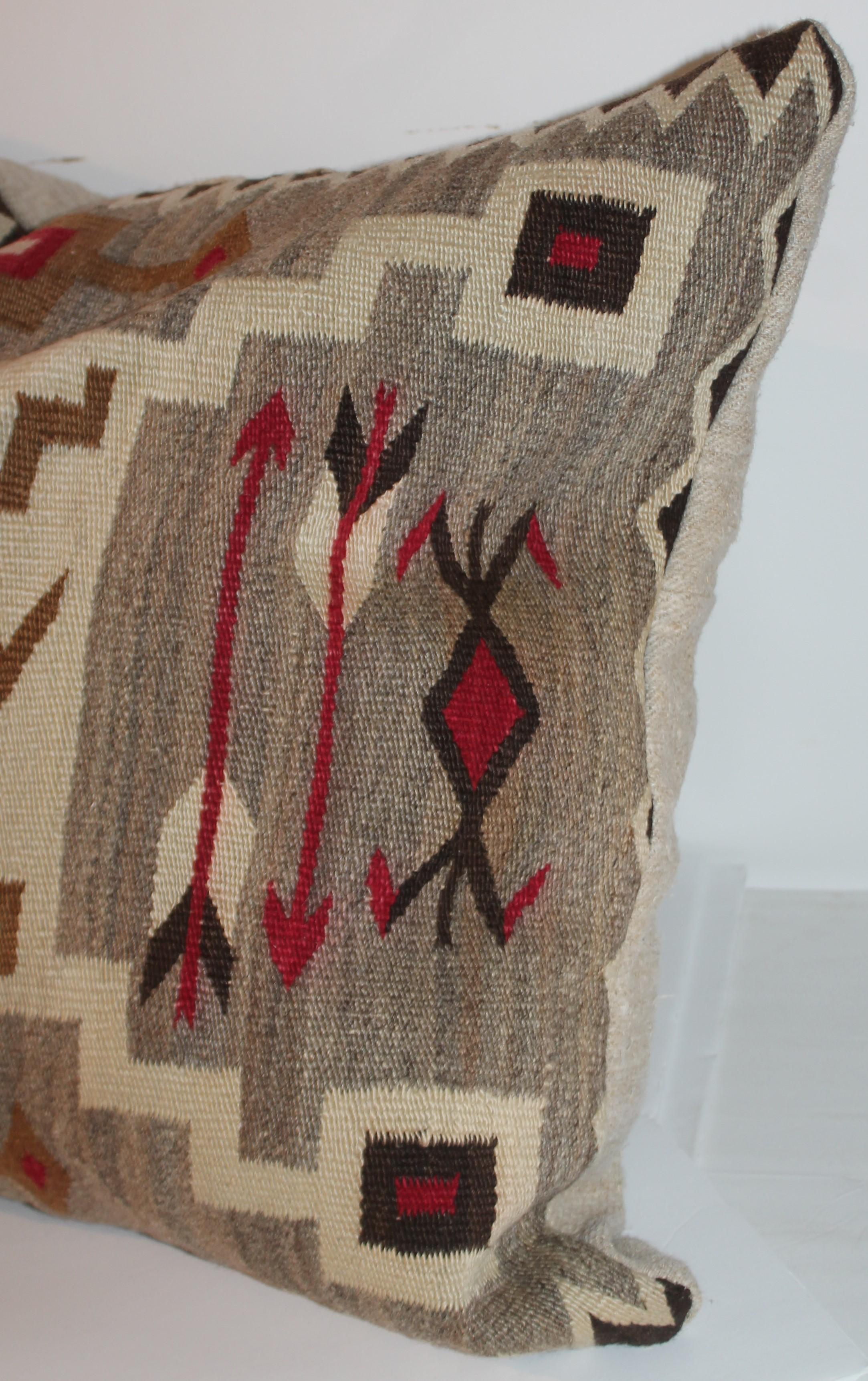 19th C Navajo Indian Weaving Storm Pattern Pillow In Good Condition For Sale In Los Angeles, CA