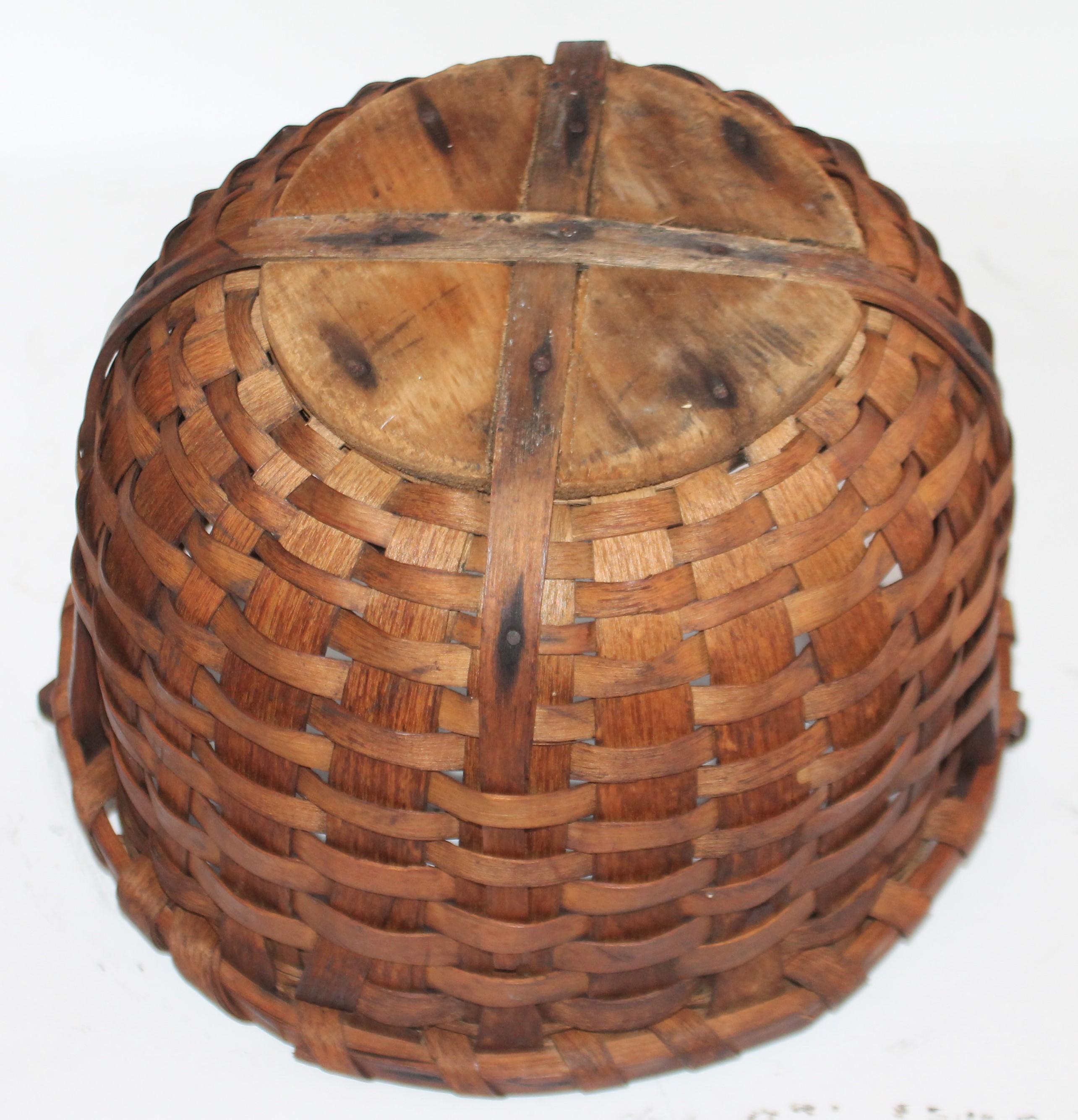 19th Century 19Thc New England Swing Handled Basket