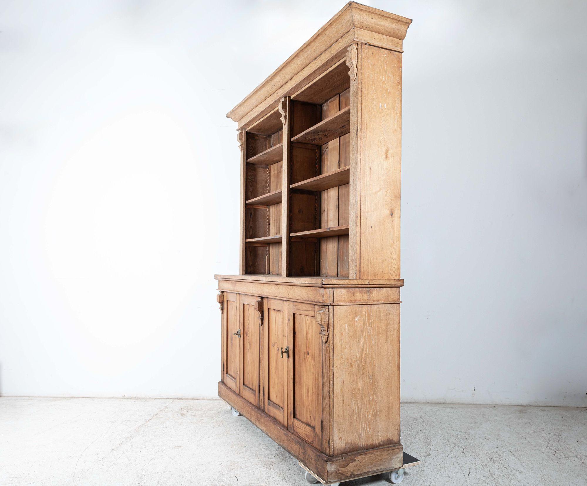 19thC Oak & Pine Open Bookcase / Dresser In Good Condition For Sale In Staffordshire, GB