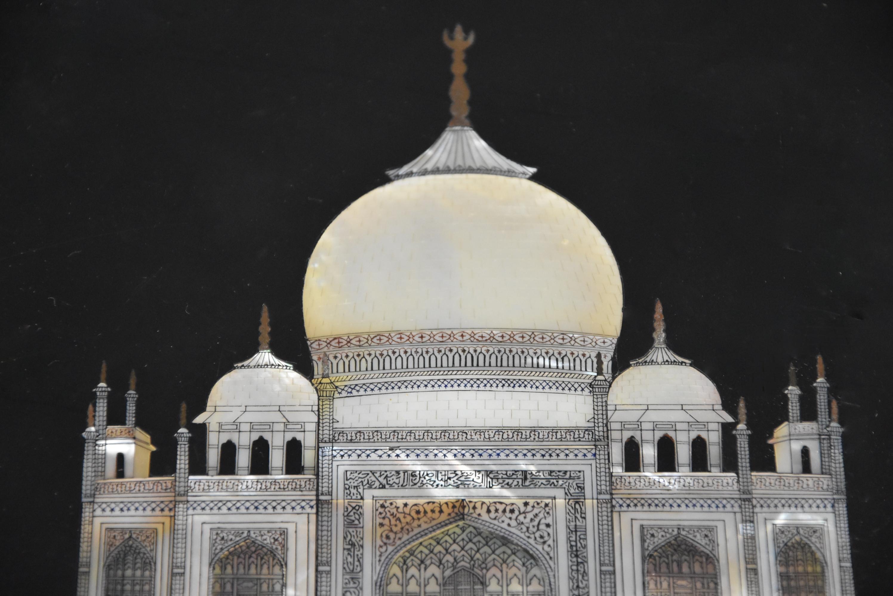 Mother-of-Pearl Occasional Table with Octagonal Polished Slate Top with Inlaid Taj Mahal For Sale