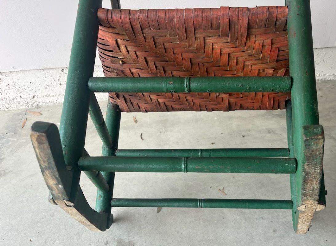 Adirondack Chaise à bascule d'origine 19Thc Apple Green Ladder Back Chair en vente