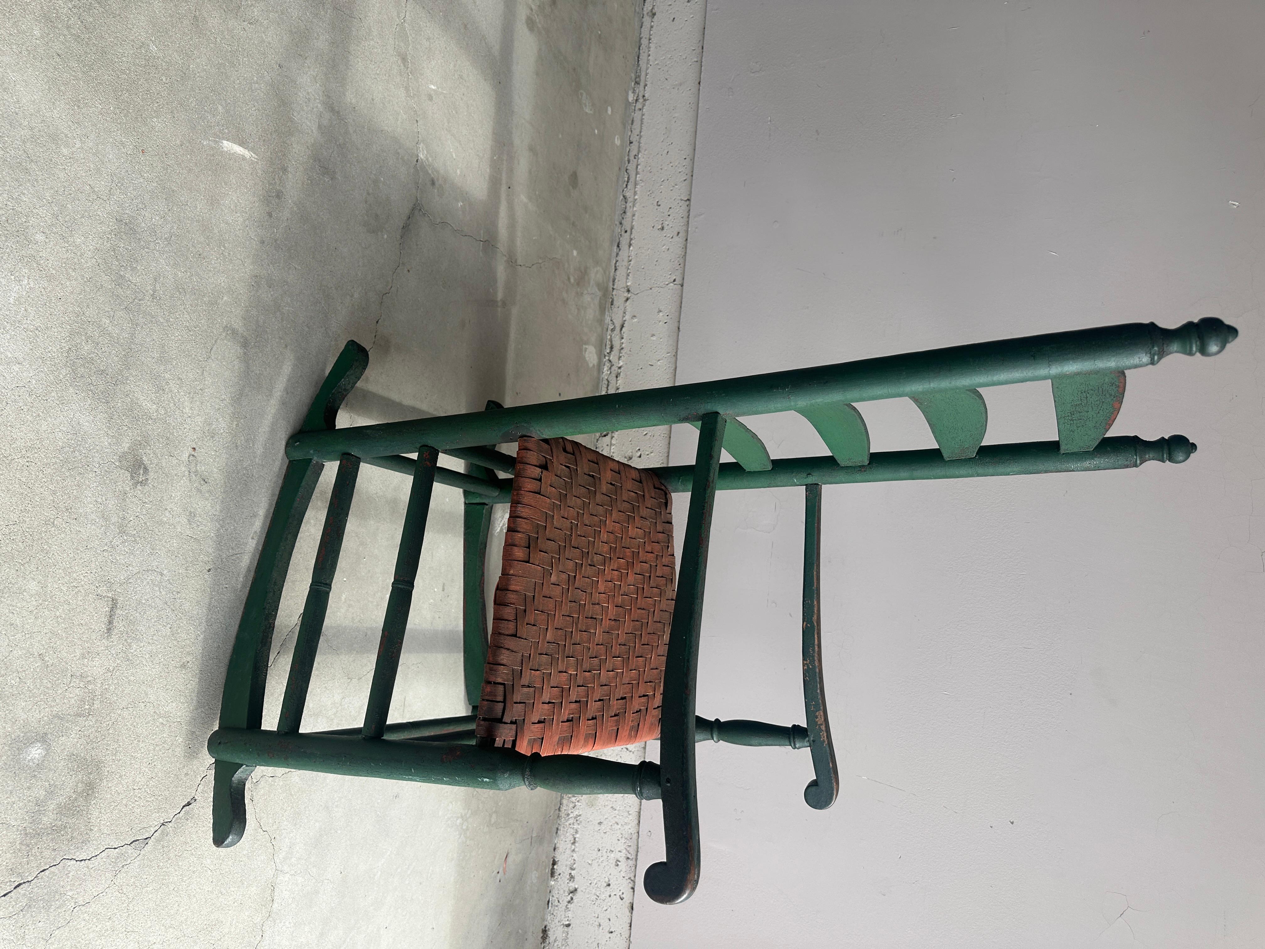 Americano Sedia a dondolo originale Greene & Greene del XIX secolo con schienale a scaletta in vendita