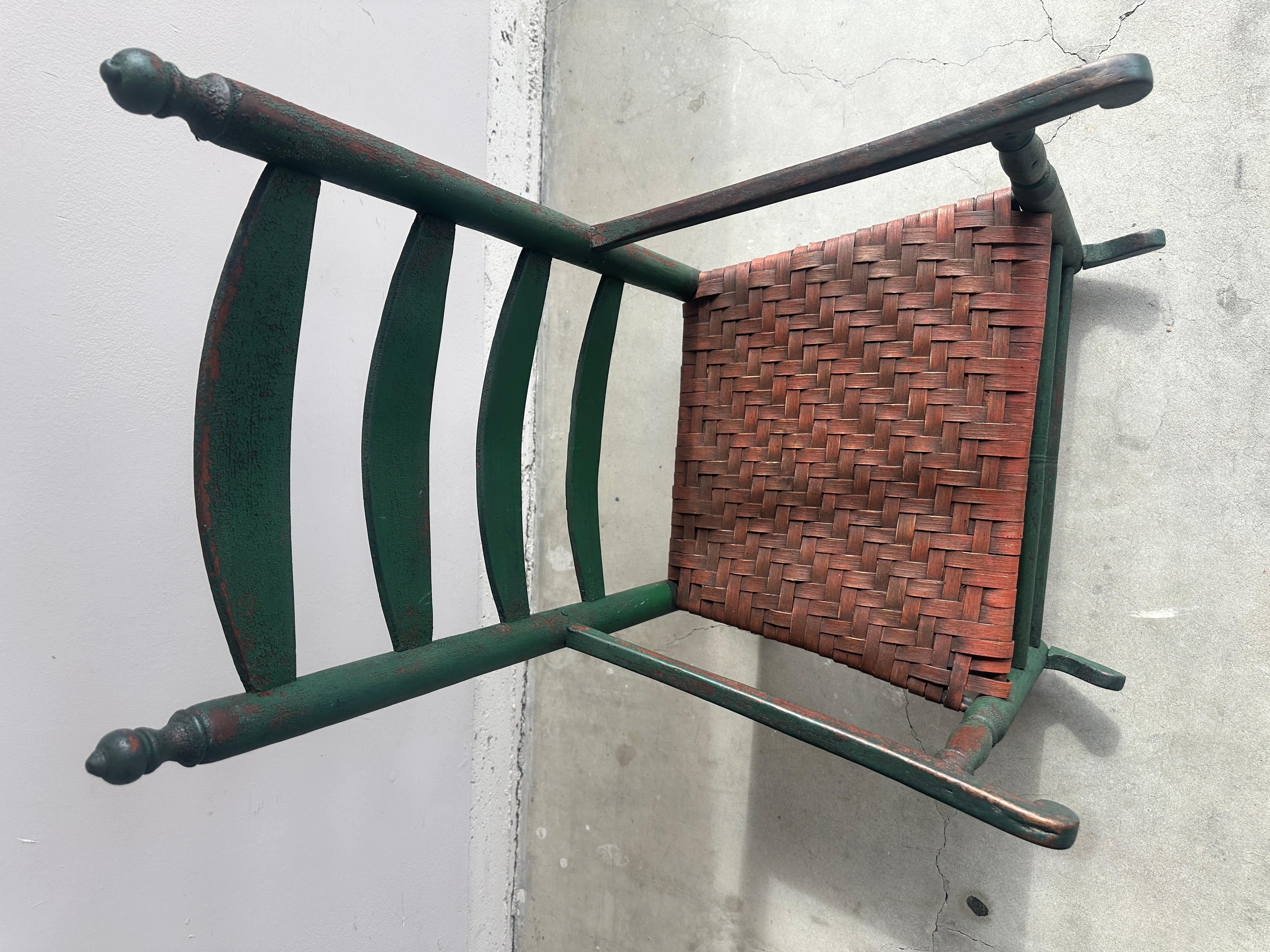 Sedia a dondolo originale Greene & Greene del XIX secolo con schienale a scaletta In condizioni buone in vendita a Los Angeles, CA